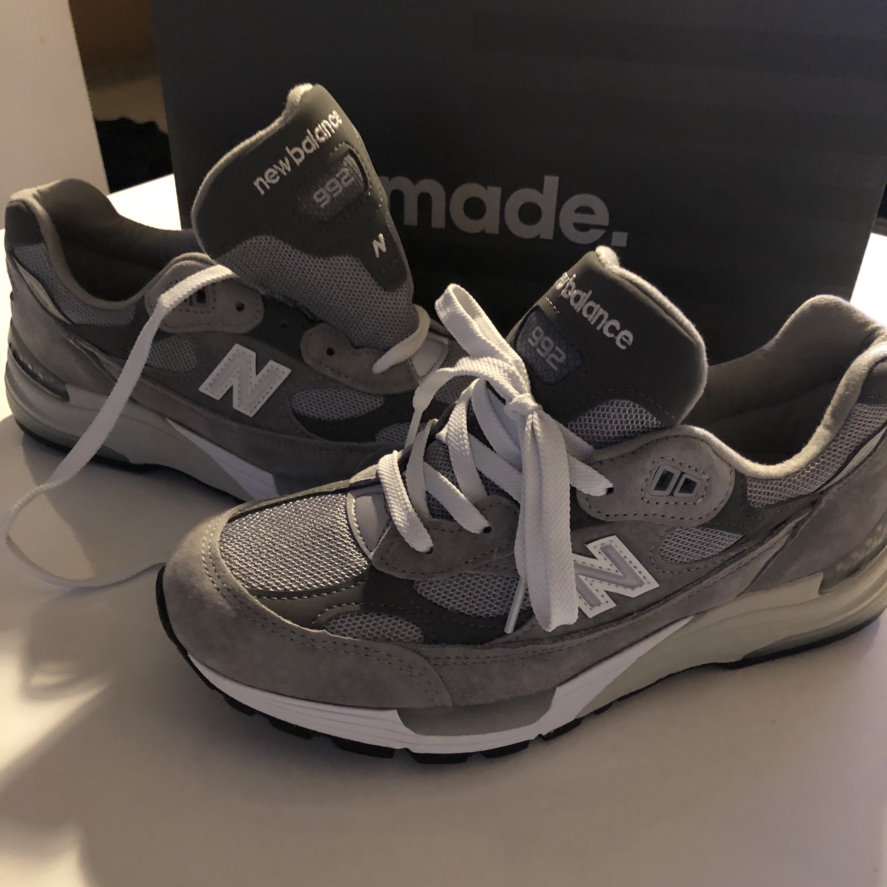 New Balance 992 Made in USA Grey - D Standard 착용 스타일