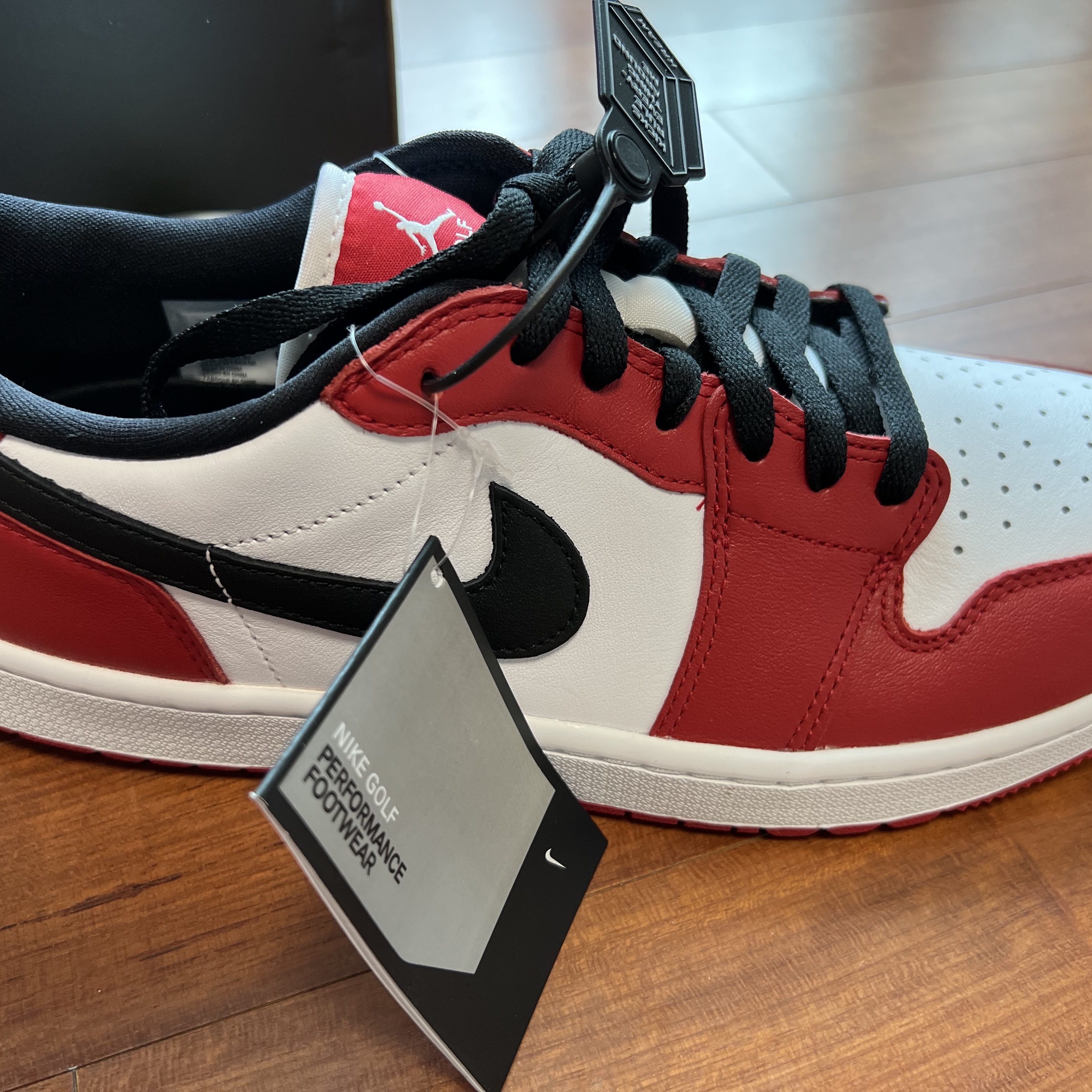 Jordan 1 Low Golf Chicago 착용 스타일 - 1
