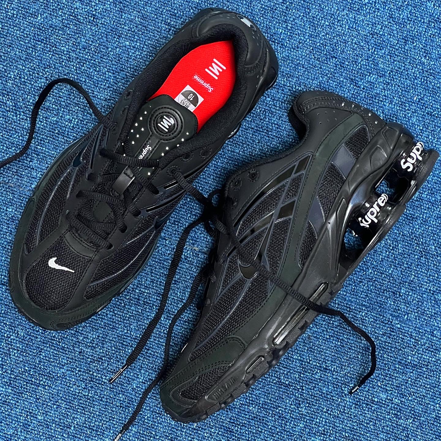 Nike x Supreme Shox Ride 2 SP Black 착용 스타일 - 2