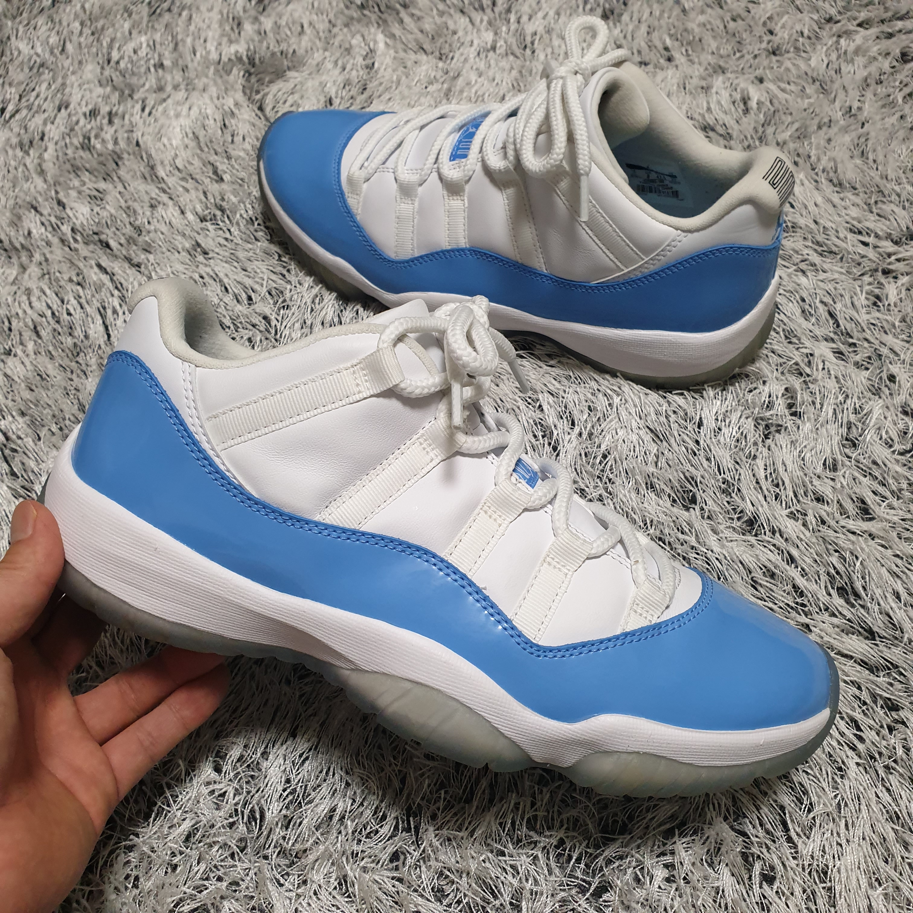 Jordan 11 Retro Low University Blue 2017 착용 스타일
