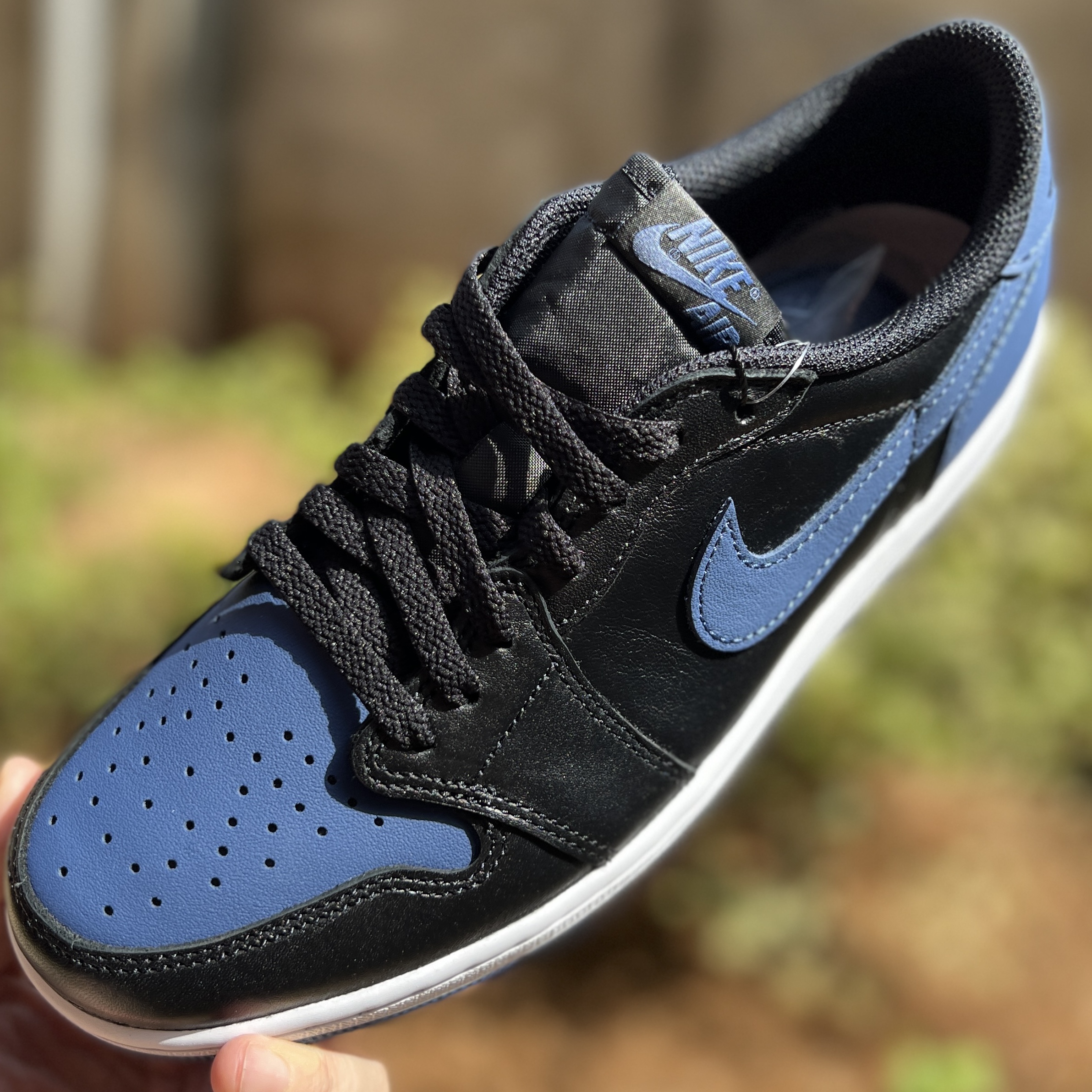 Jordan 1 Retro Low OG Mystic Navy 착용 스타일 - 1