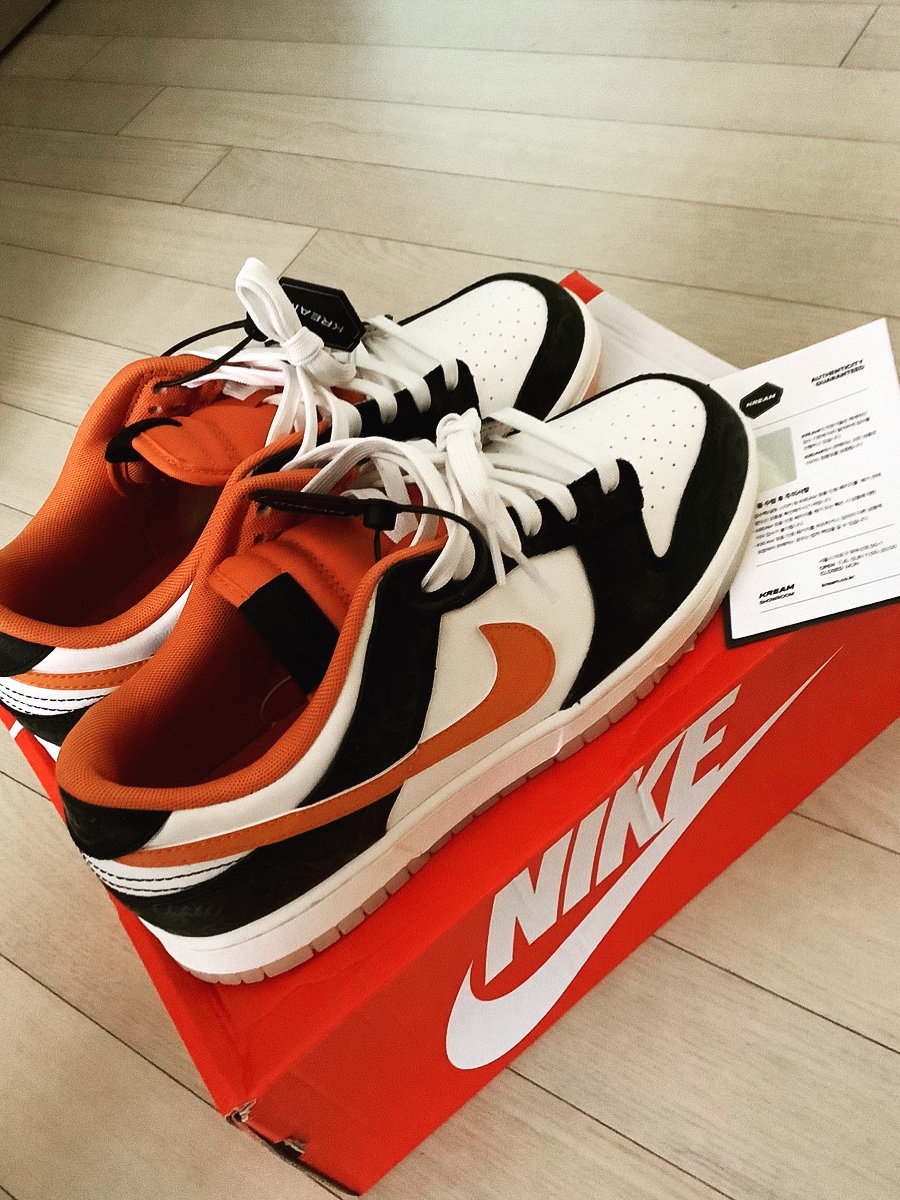 Nike Dunk Low Retro PRM Halloween 착용 스타일
