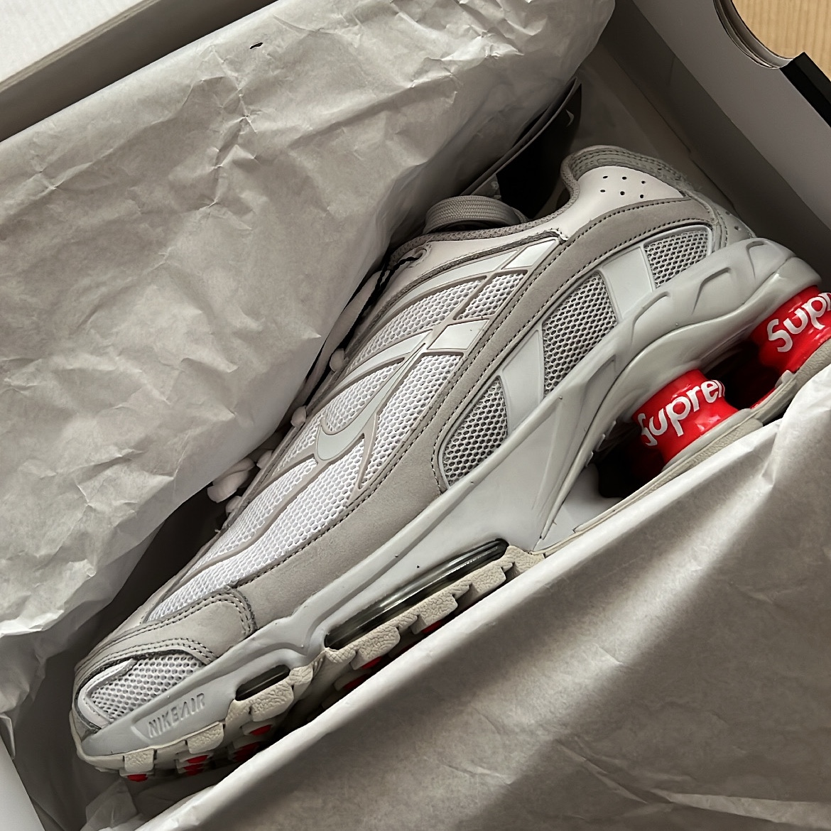 Nike x Supreme Shox Ride 2 SP White 착용 스타일