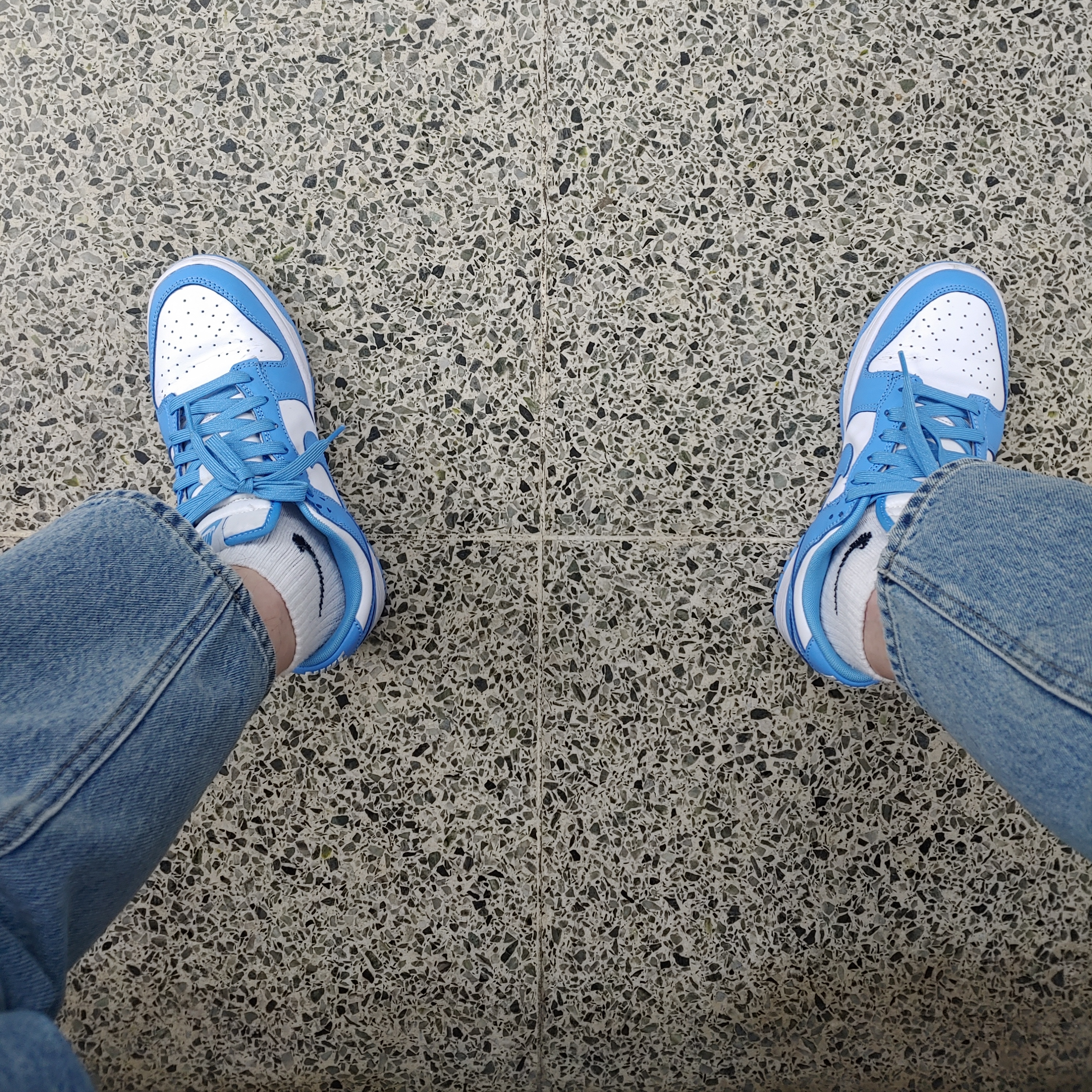 Nike Dunk Low Retro University Blue 착용 스타일