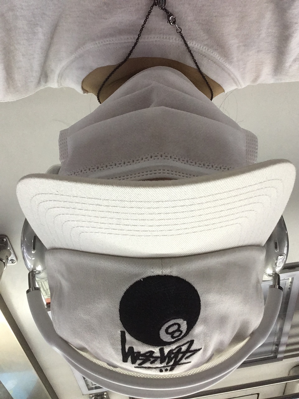 Apple AirPods Max Lightning Silver (Korean Ver.), Stussy Stock 8 Ball Low Pro Cap Bone 착용 스타일