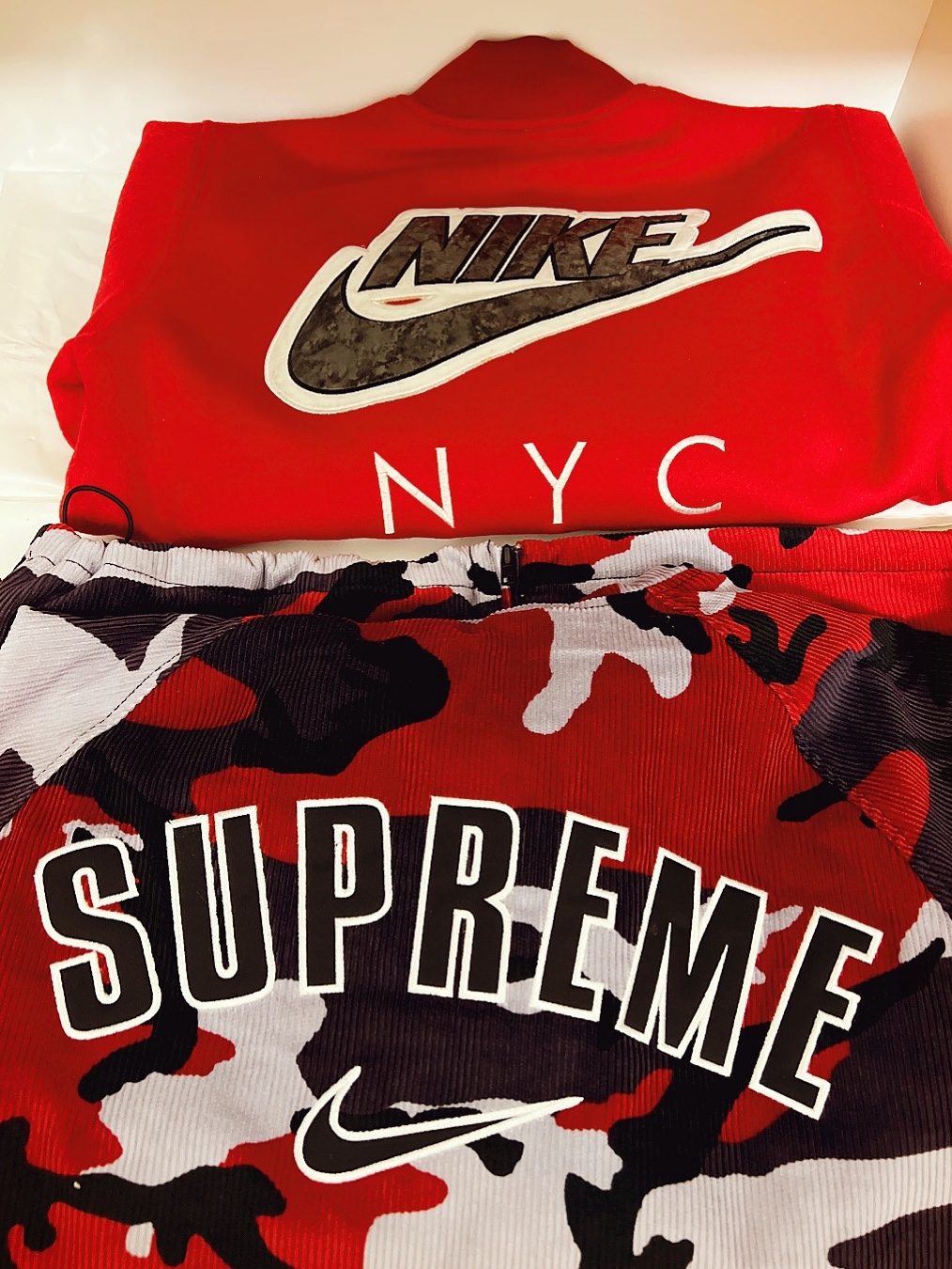 Supreme x Nike Arc Corduroy Hooded Jacket Red Camo - 22SS 착용 스타일