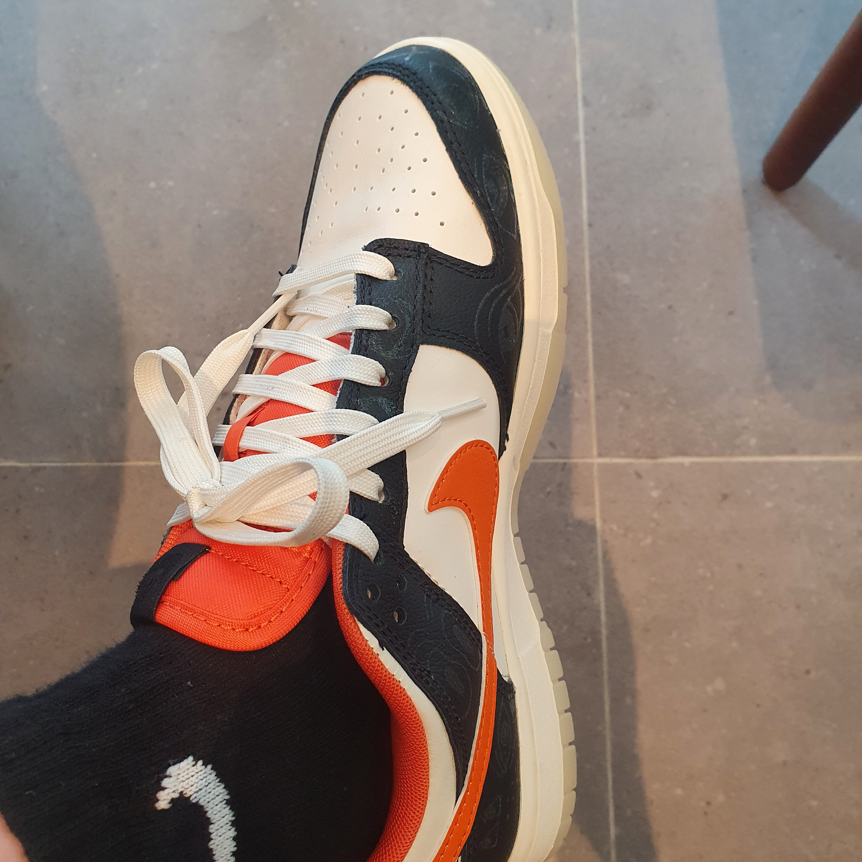 Nike Dunk Low Retro PRM Halloween 착용 스타일 - 2
