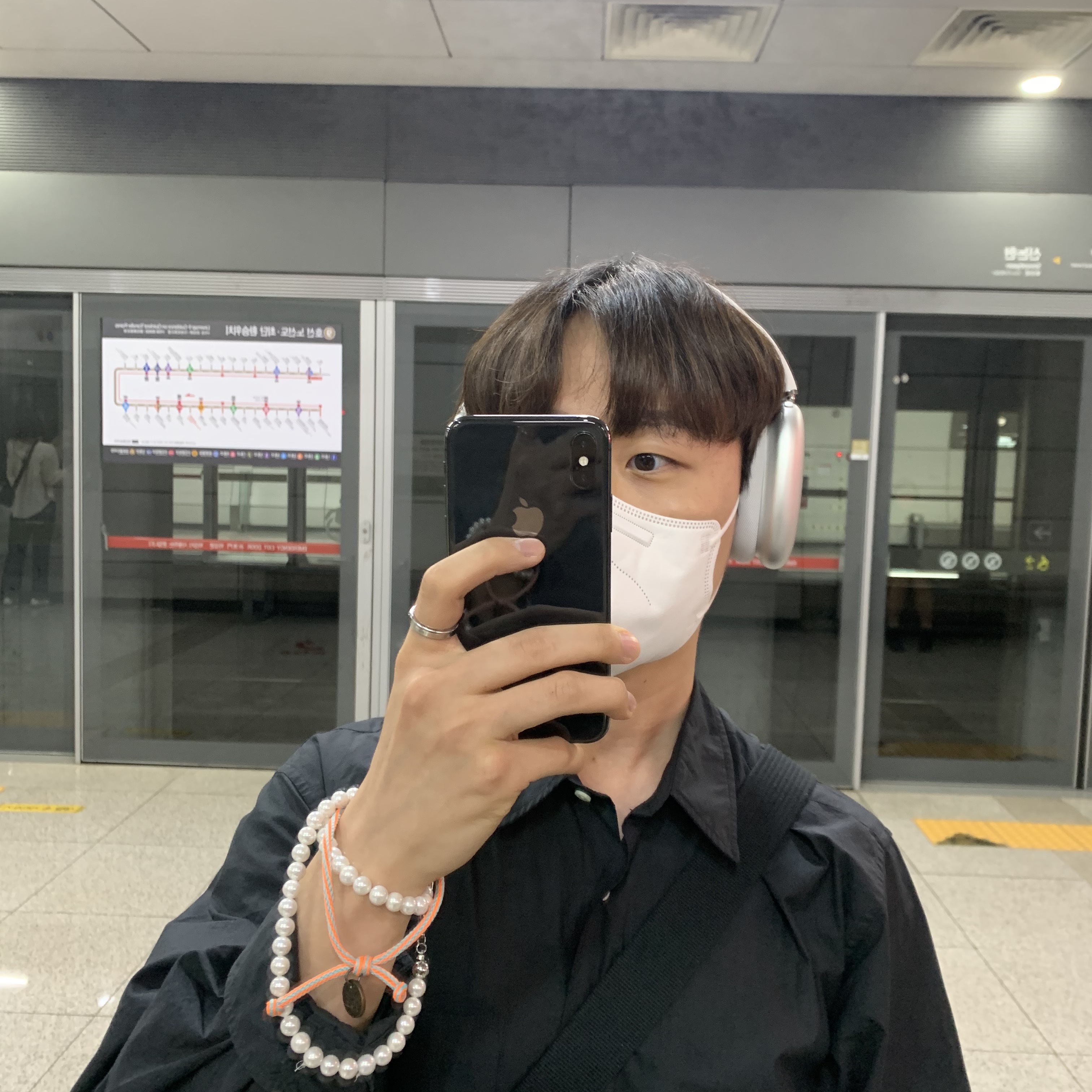 Apple AirPods Max Lightning Silver (Korean Ver.) 착용 스타일