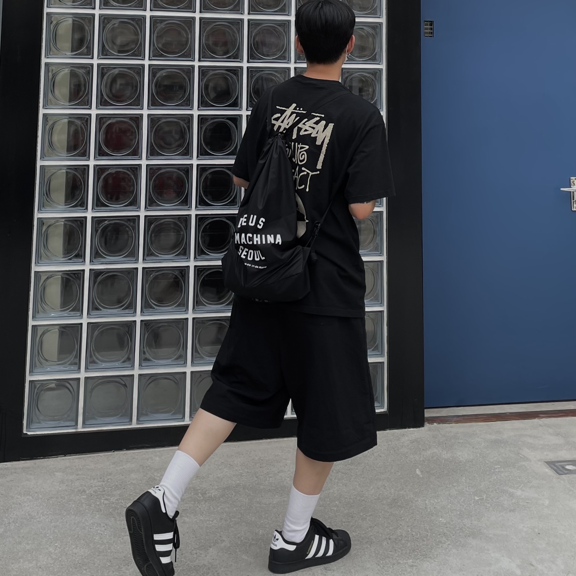 Stussy x Our Legacy Surfman Pig. Dyed T-Shirt Black - 21FW, Adidas Superstar Core Black White 착용 스타일 - 1