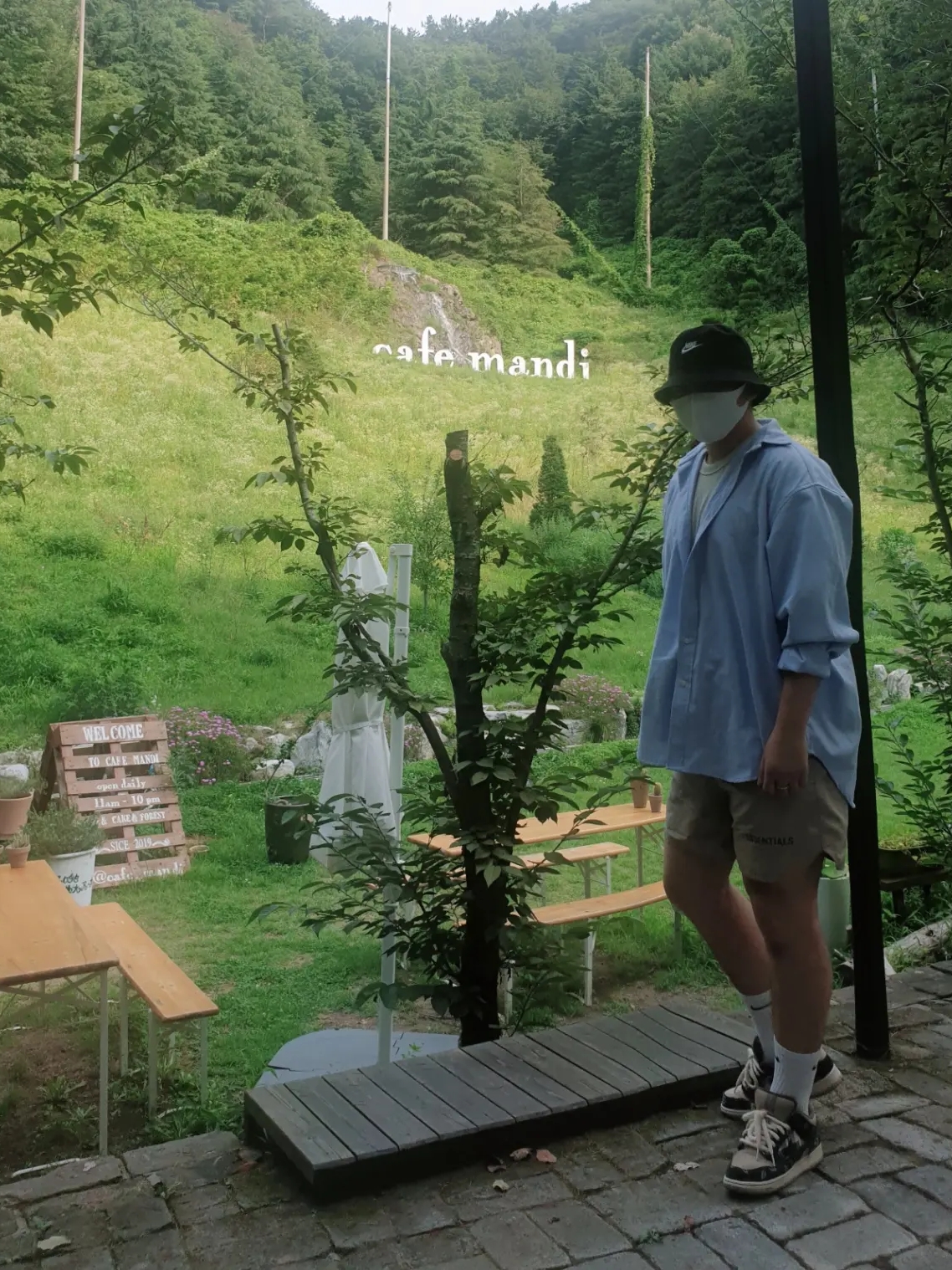 Essentials Volley Shorts Moss - 21SS, Nike x Travis Scott SB Dunk Low 착용 스타일