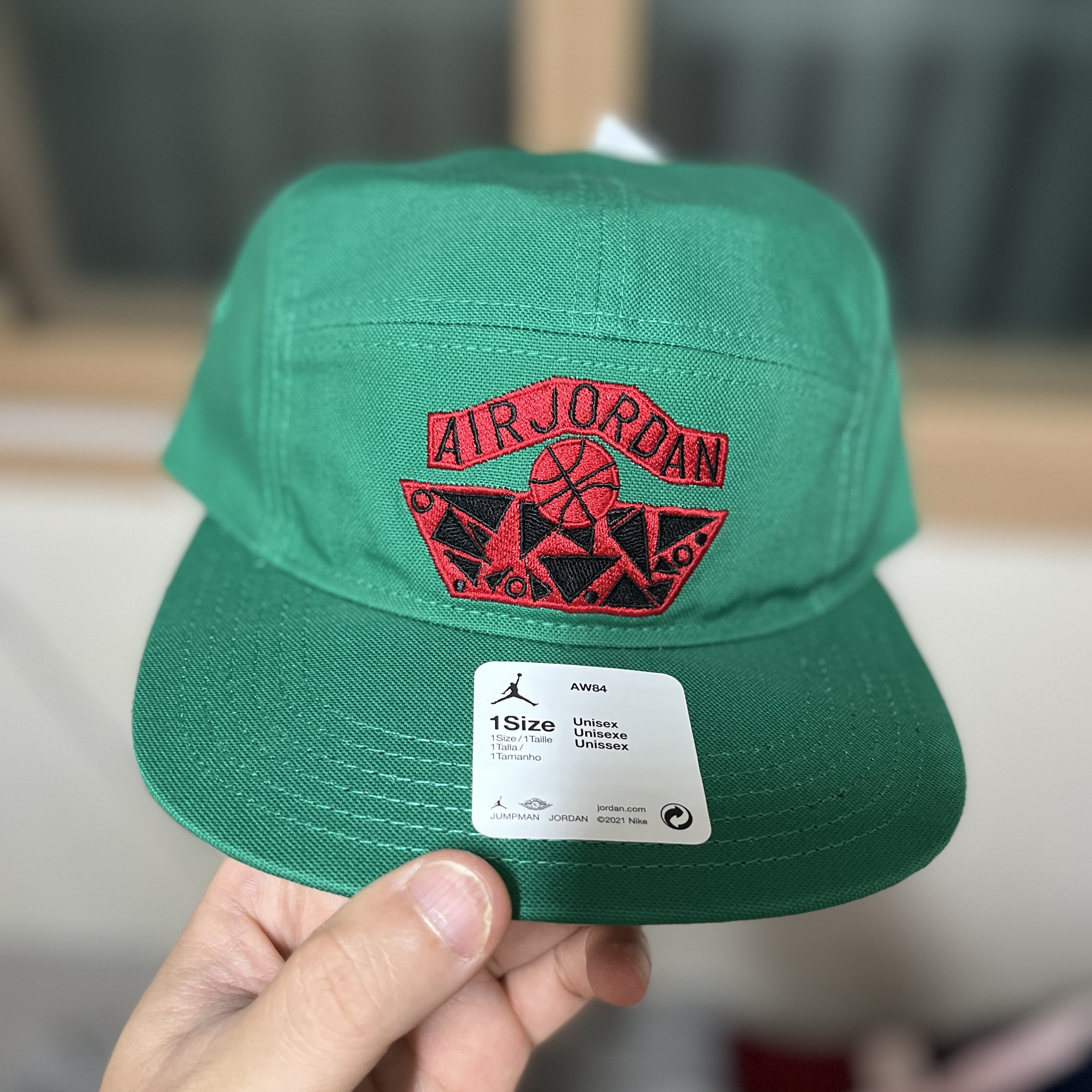 Jordan x Nina Chanel Abney AW84 Adjustable Hat Green 착용 스타일