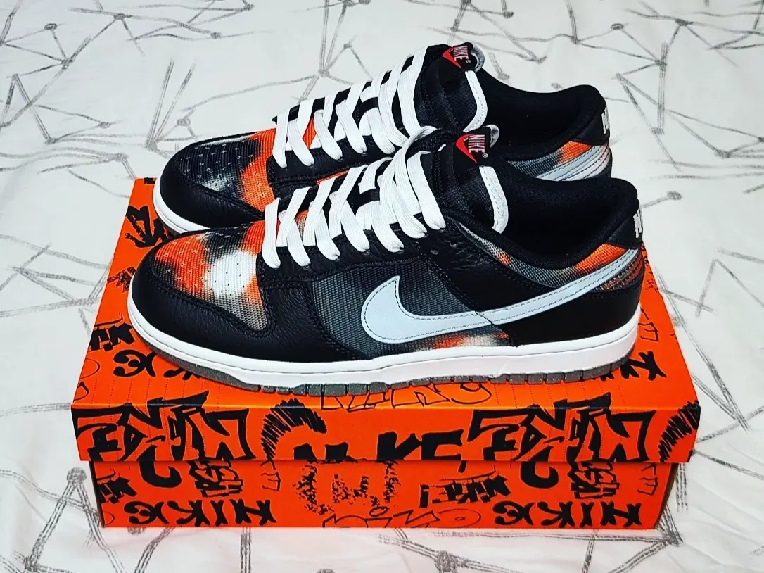 Nike Dunk Low Retro PRM Black and Tumbled Grey 착용 스타일 - 2