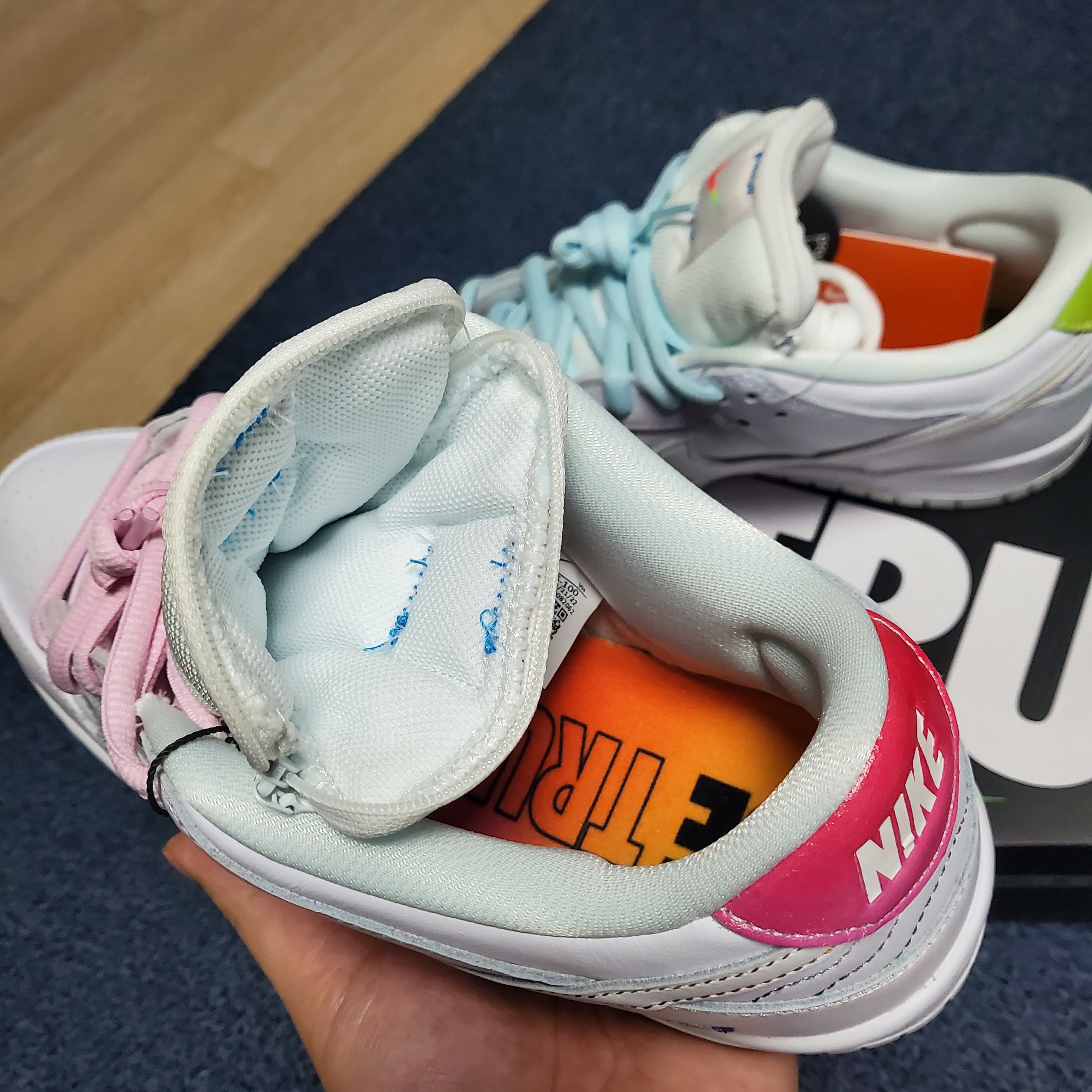 Nike SB Dunk Low Pro Be True 착용 스타일 - 3
