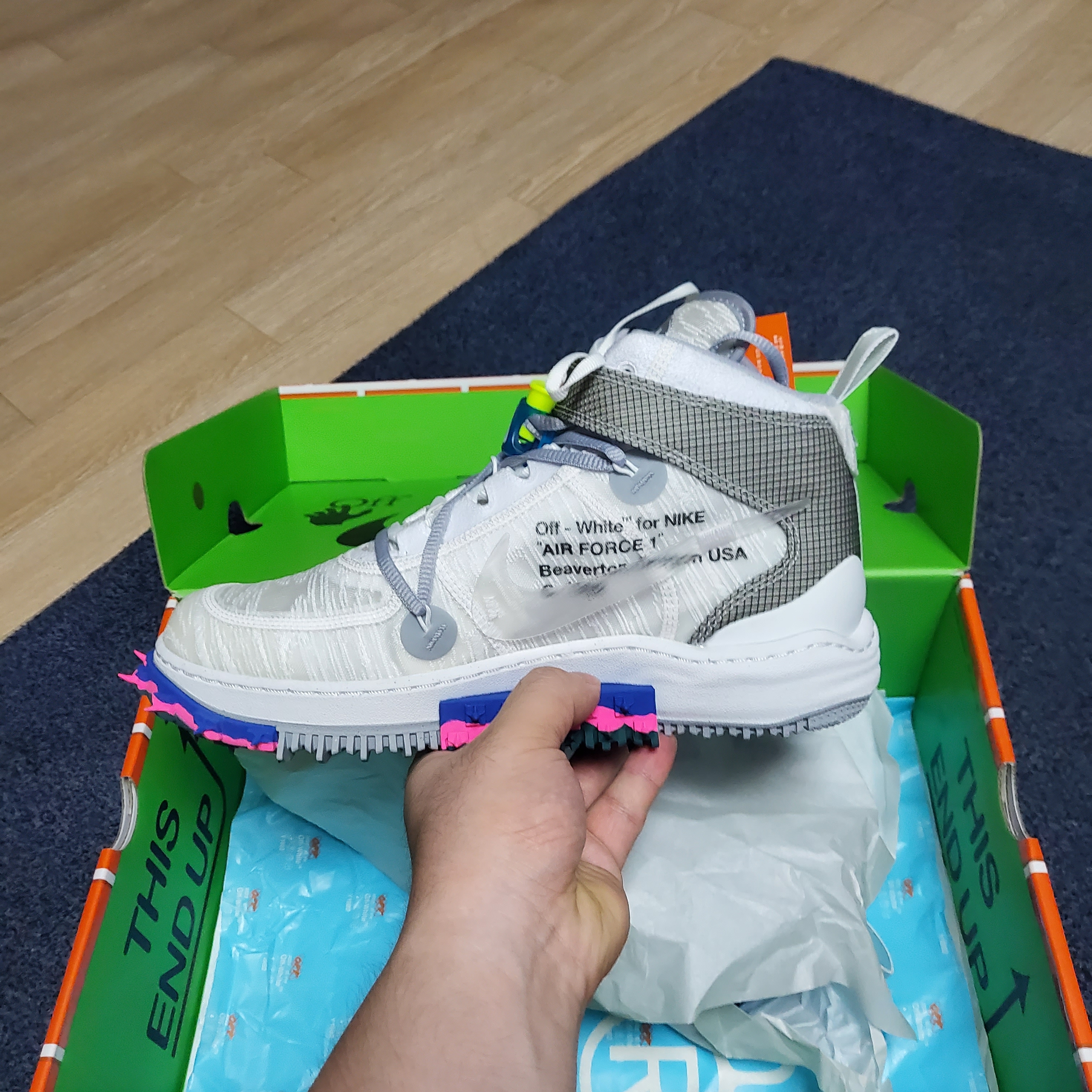 Nike x Off-White Air Force 1 Mid SP White 착용 스타일 - 2