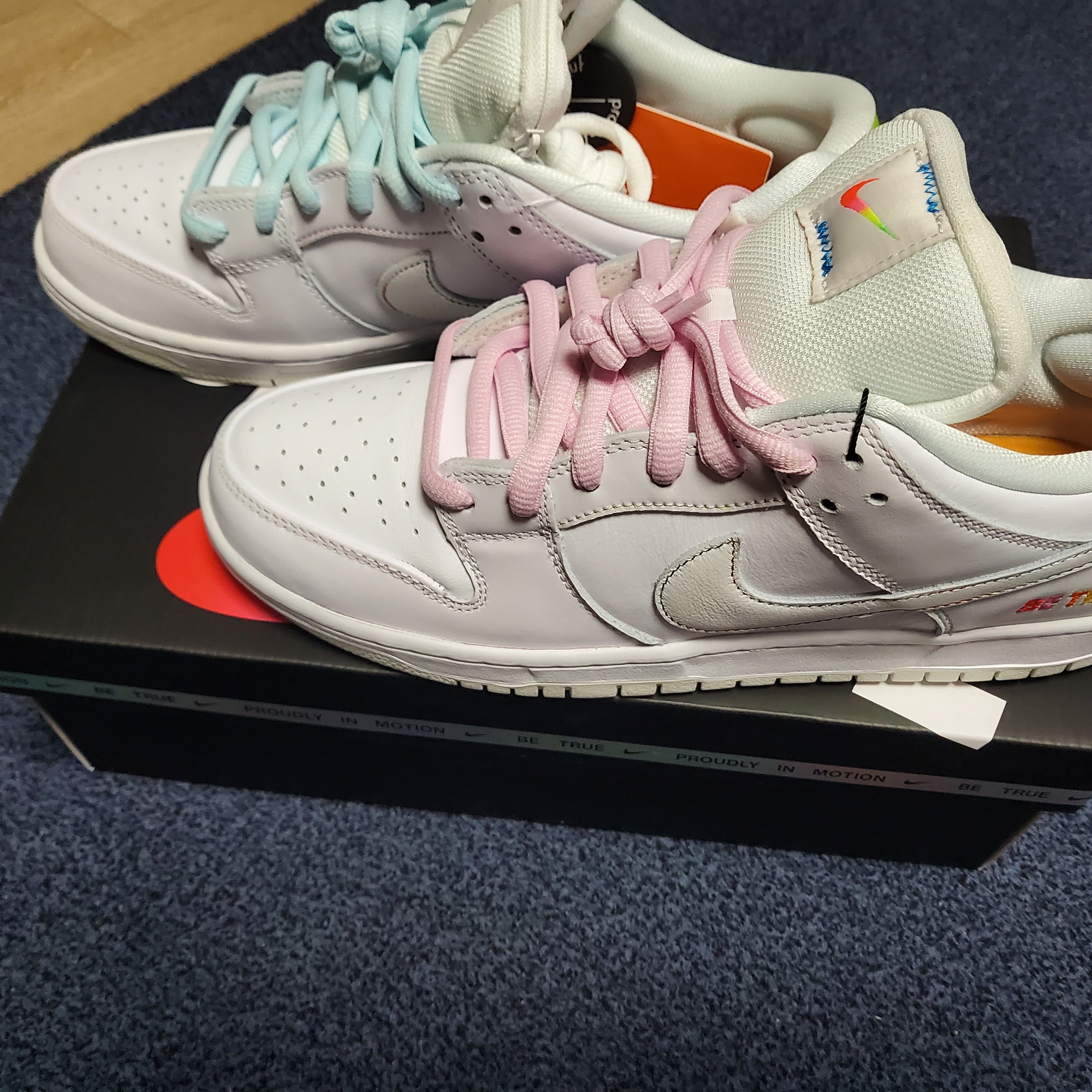 Nike SB Dunk Low Pro Be True 착용 스타일 - 1