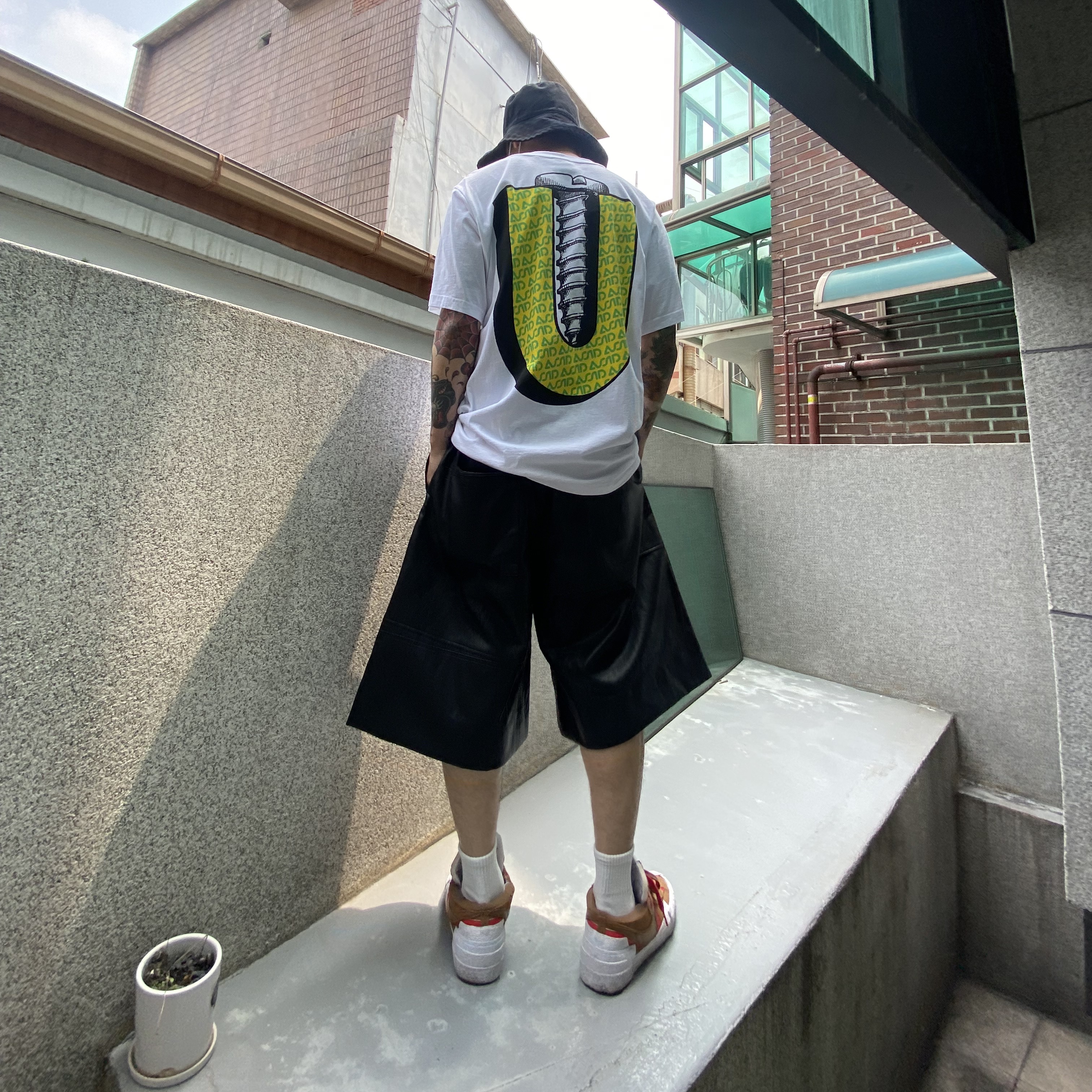 Nike x Sacai Blazer Low British Tan 착용 스타일 - 2