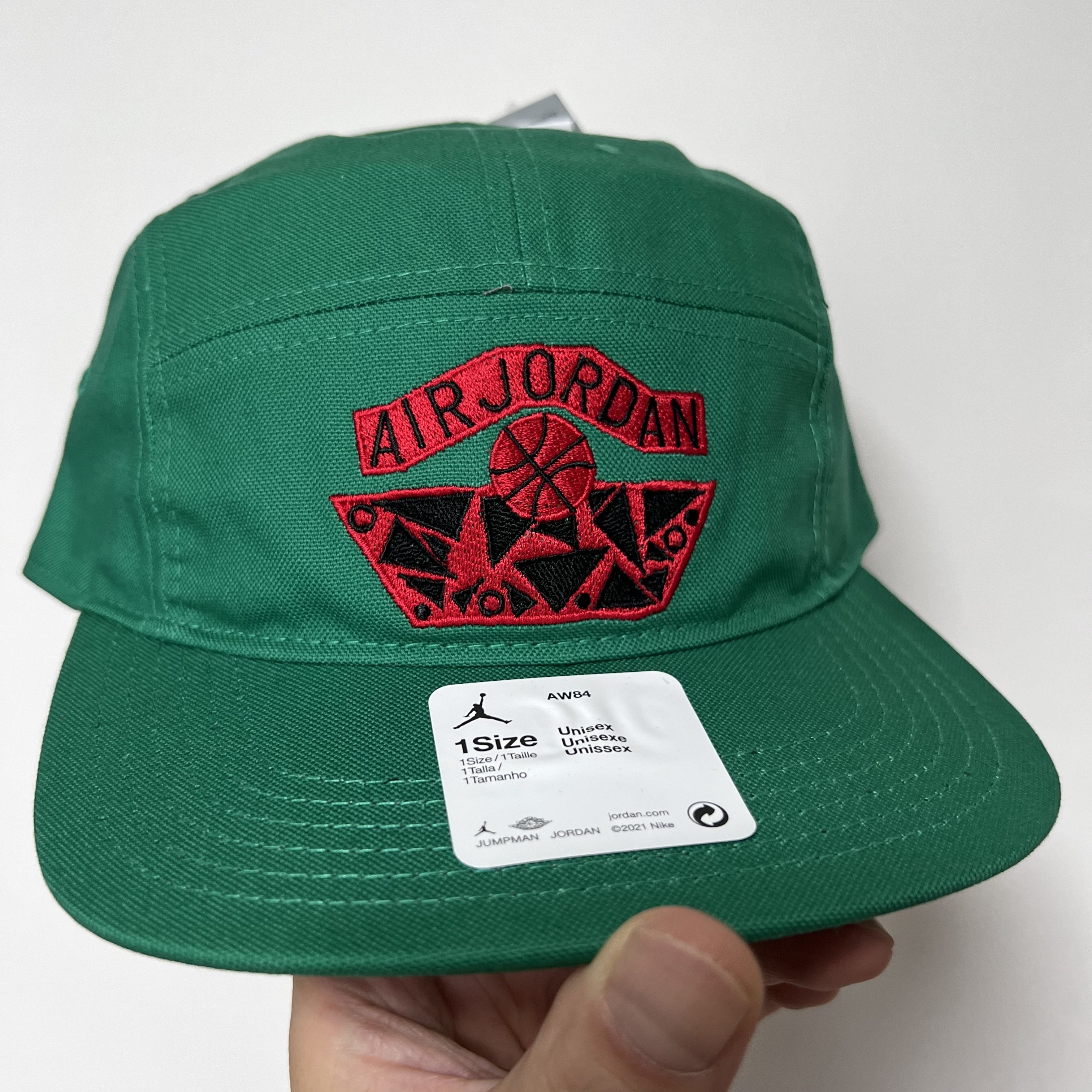Jordan x Nina Chanel Abney AW84 Adjustable Hat Green 착용 스타일