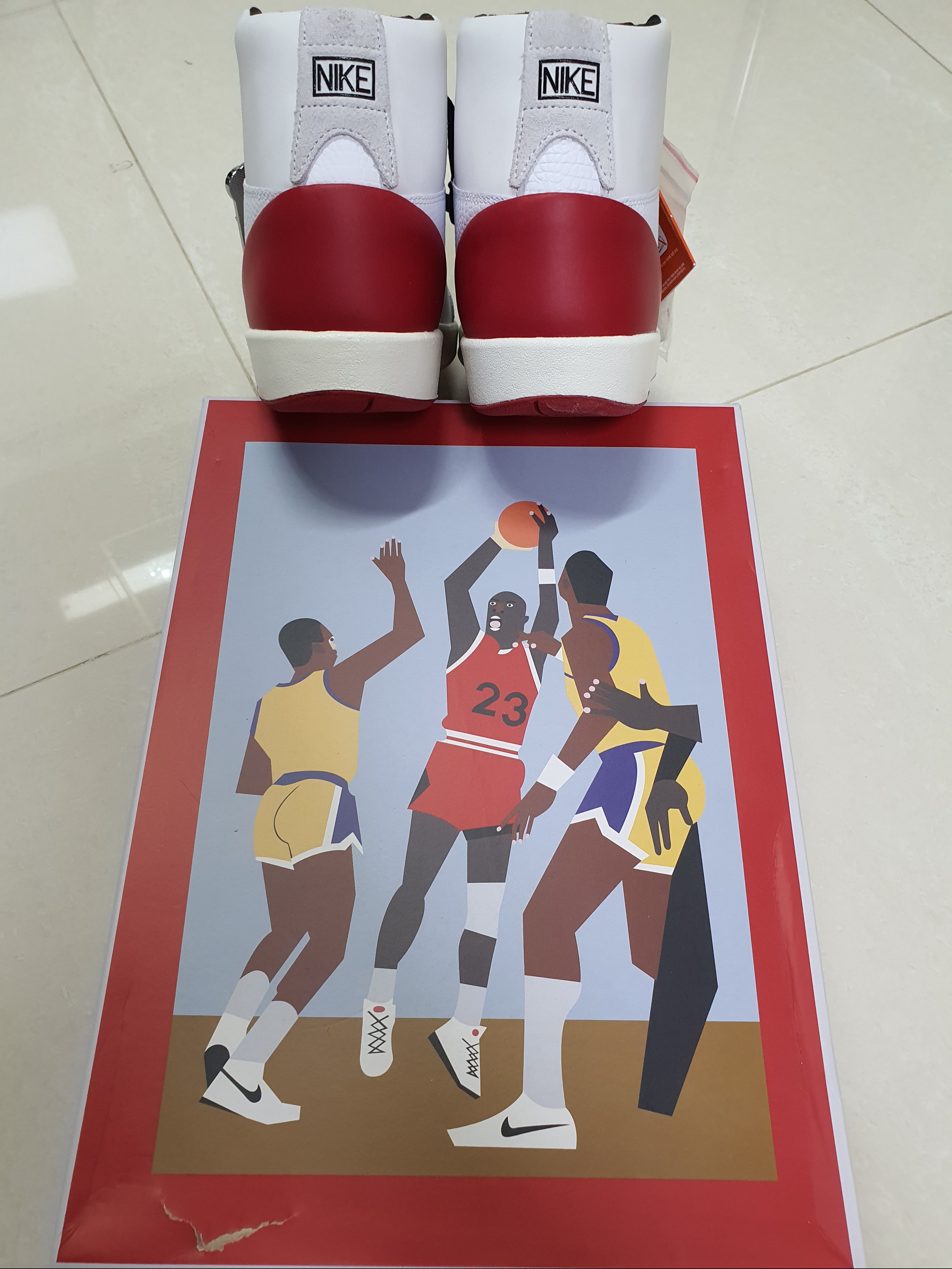 (W) Jordan 2 x Nina Chanel Abney Retro SE White and Gym Red 착용 스타일 - 4