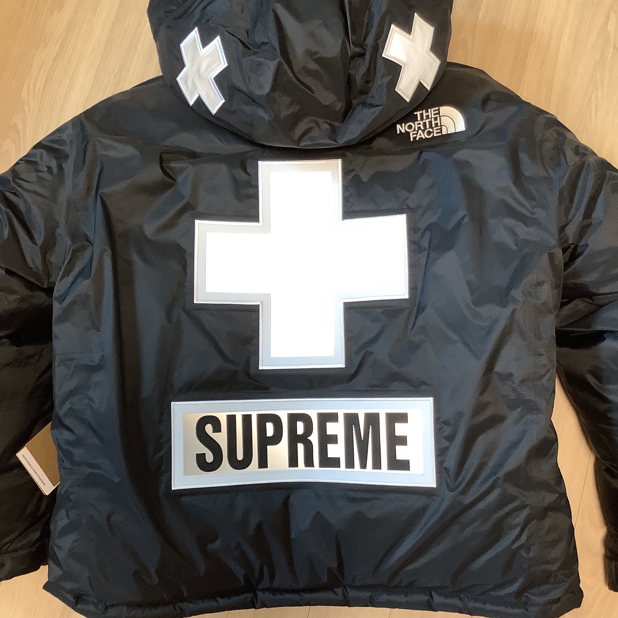 Supreme x The North Face Summit Series Rescue Baltoro Jacket Black - 22SS 착용 스타일 - 2