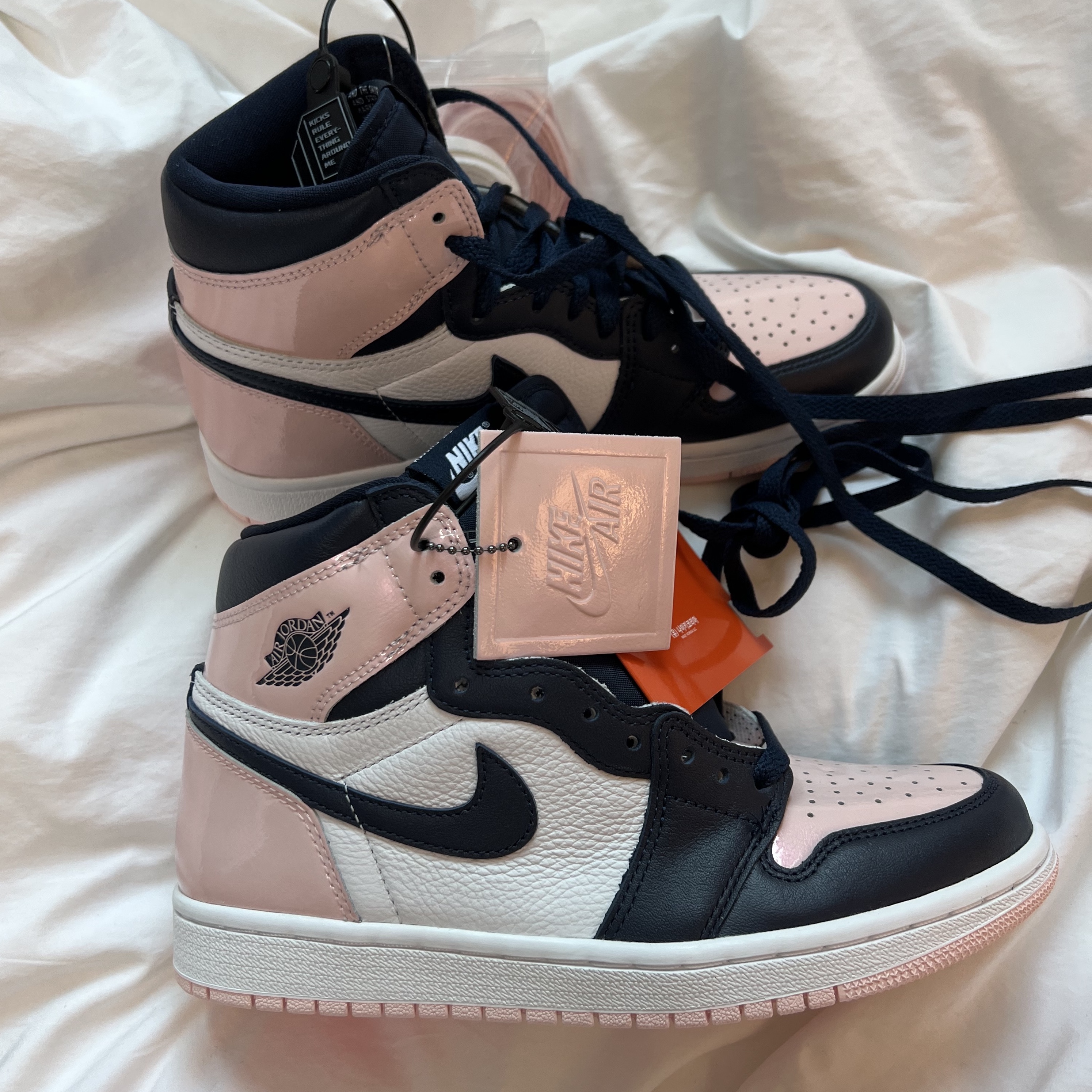 (W) Jordan 1 Retro High OG Atmosphere 착용 스타일