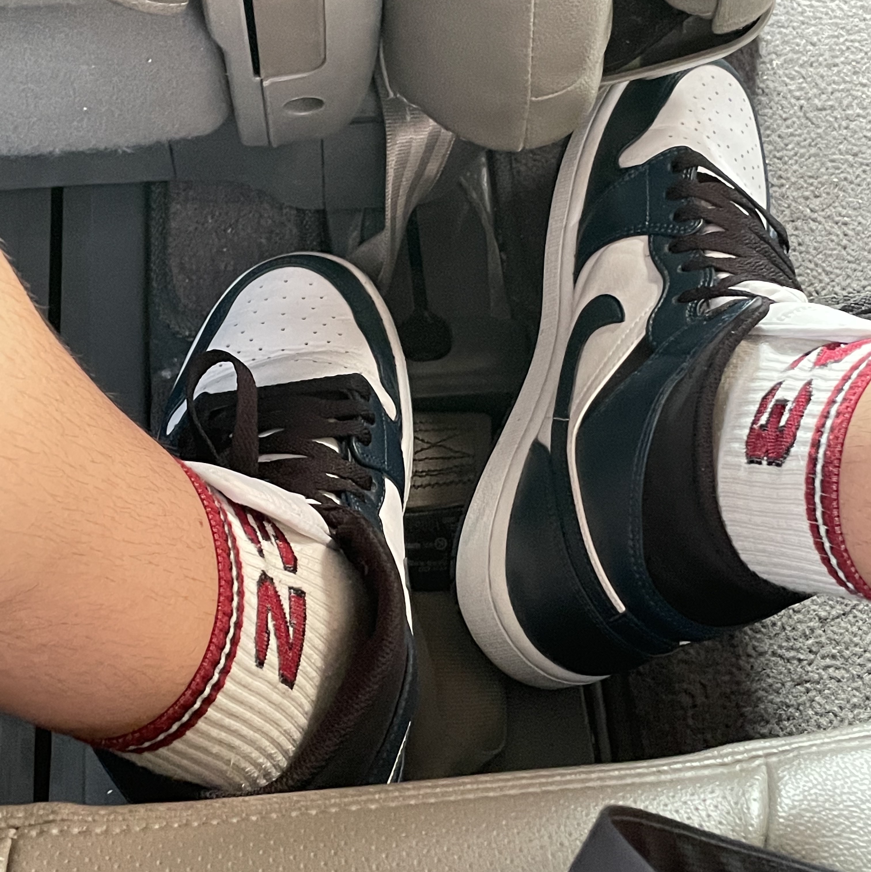 Jordan 1 Mid Dark Teal 착용 스타일
