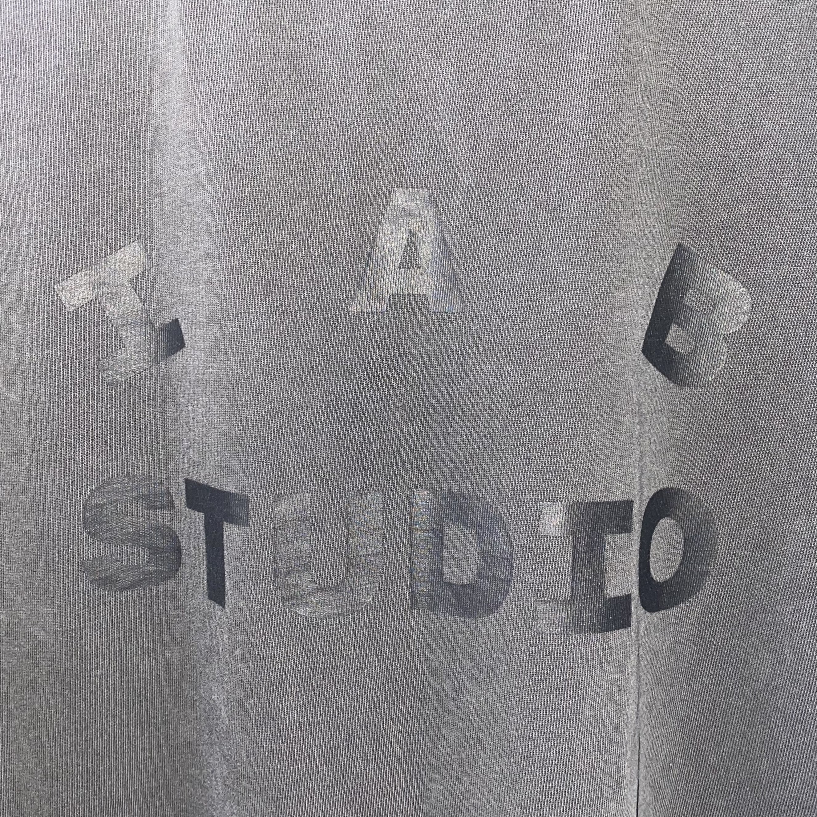 IAB Studio Pigment T-Shirt Black 착용 스타일