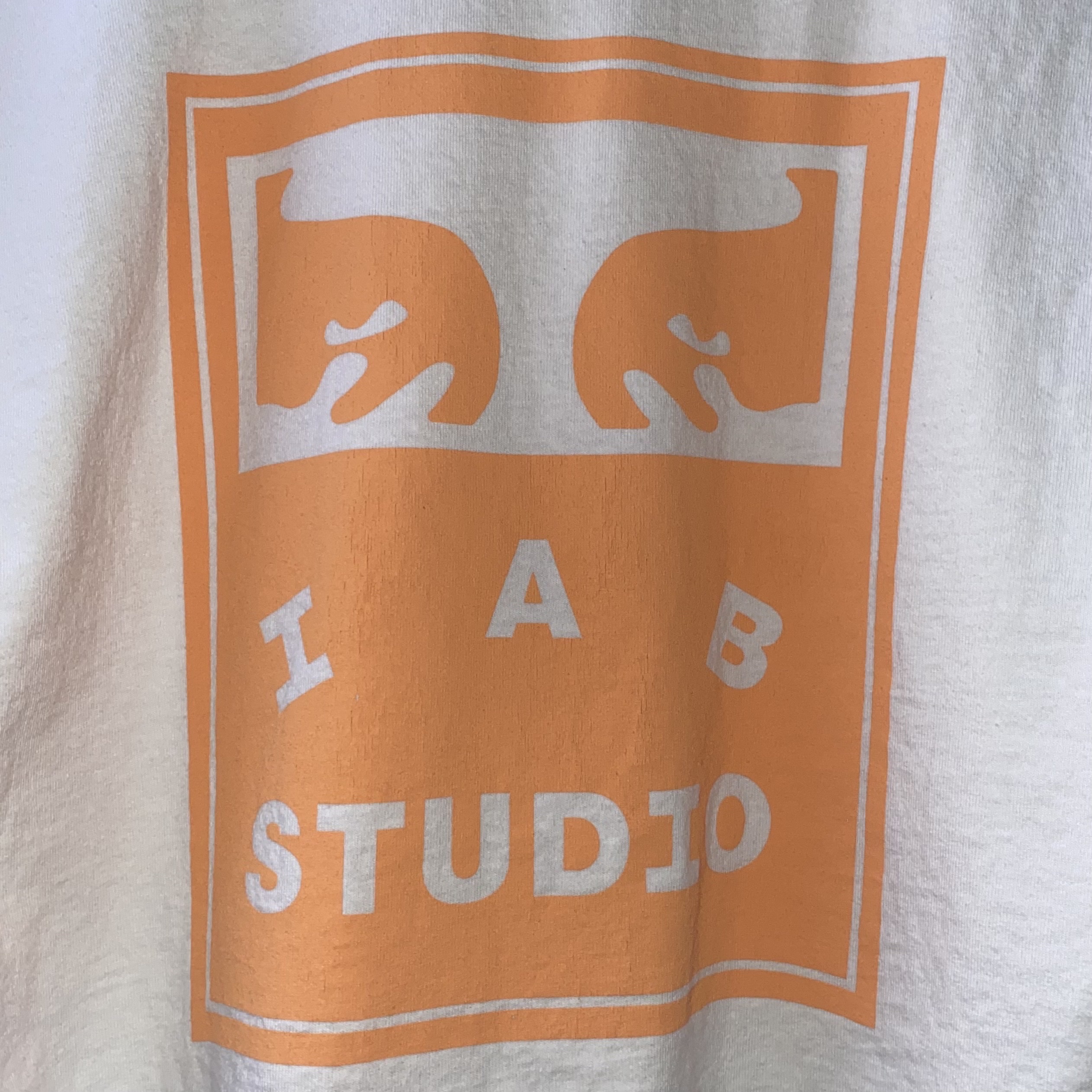IAB Studio x Obey Eyes Icon T-Shirt White 착용 스타일