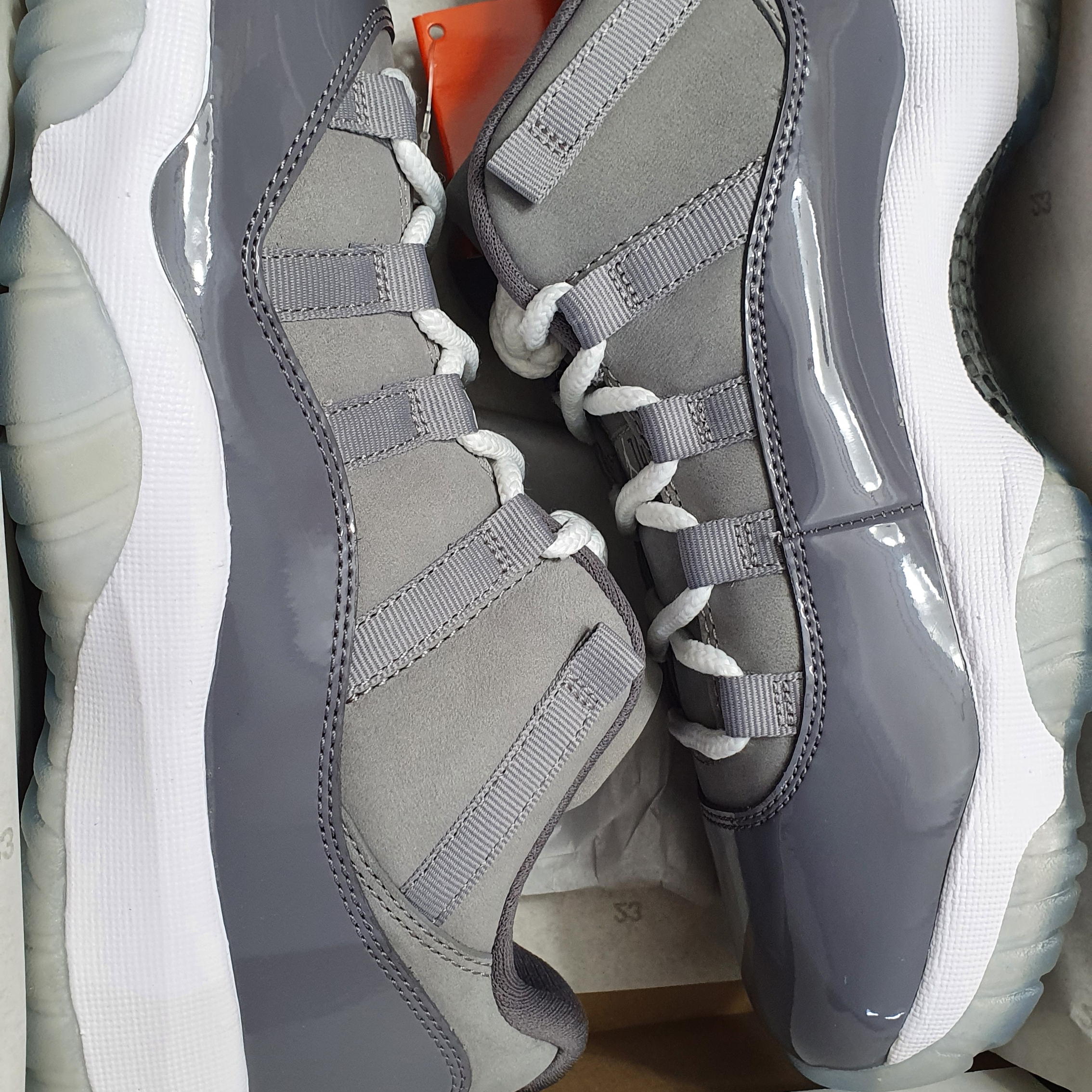 Jordan 11 Retro Low Cool Grey 착용 스타일