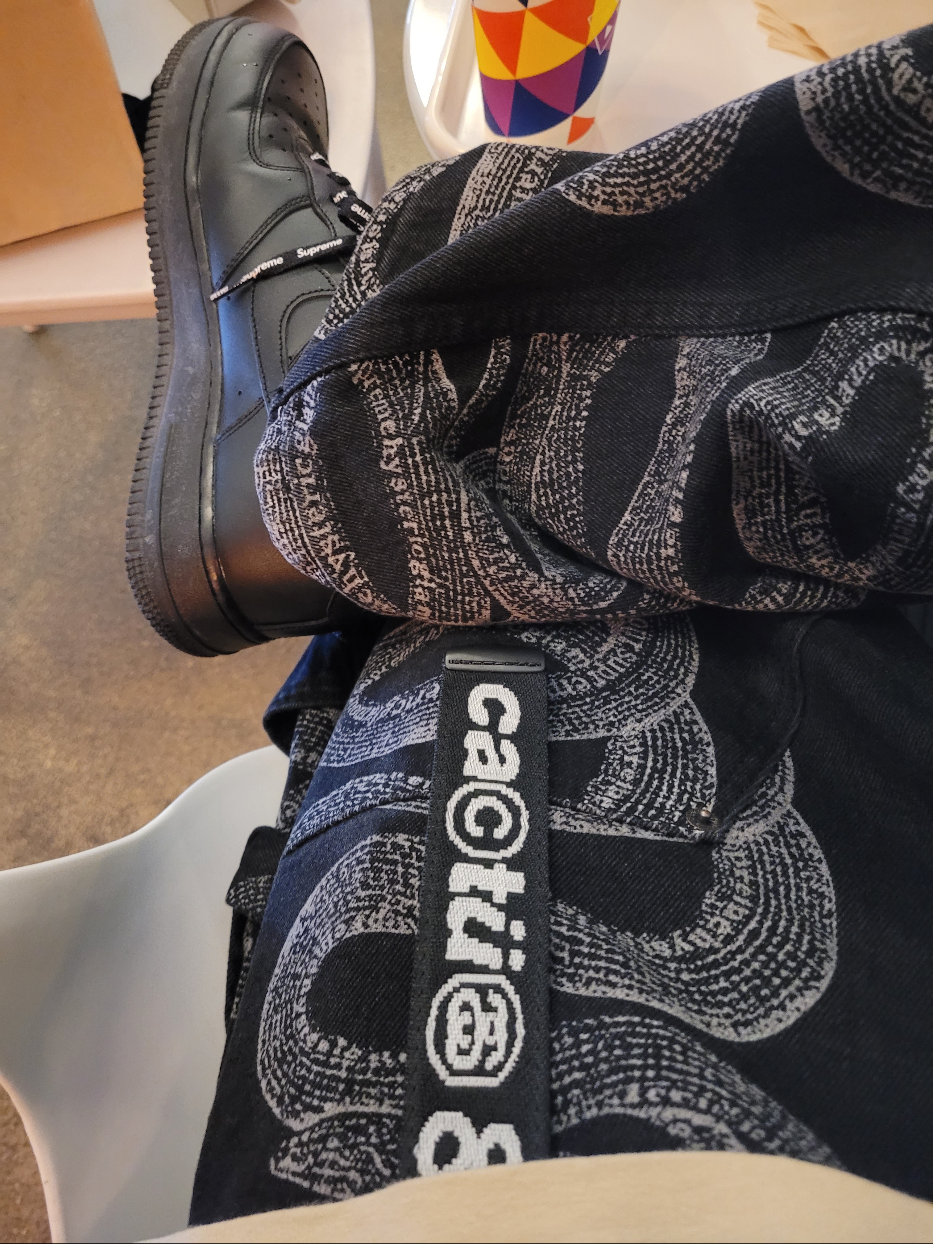 Stussy x Cactus Plant Flea Market Web Belt Black, Supreme x Hysteric Glamour Snake Double Knee Denim Painter Pants Black - 21SS 착용 스타일