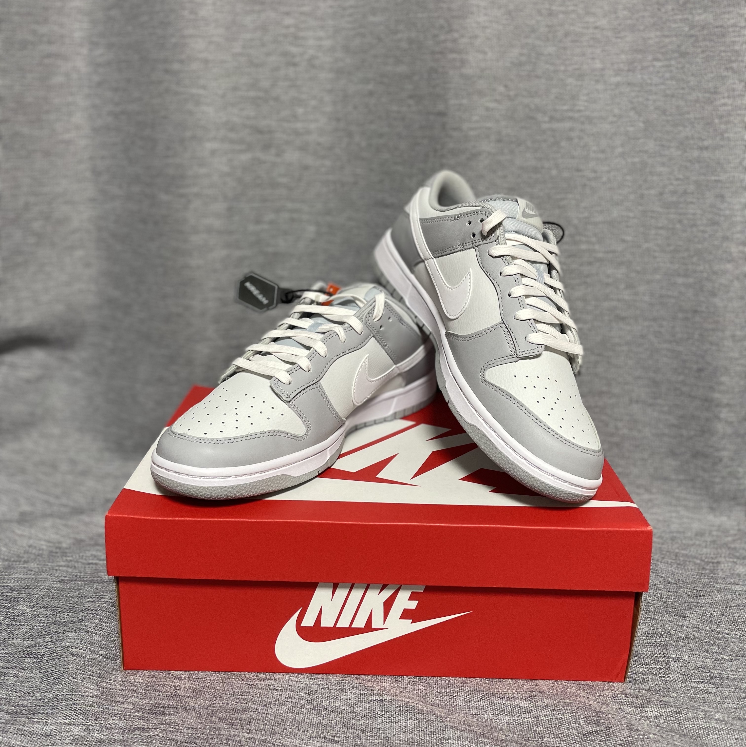 Nike Dunk Low Retro Wolf Grey 착용 스타일