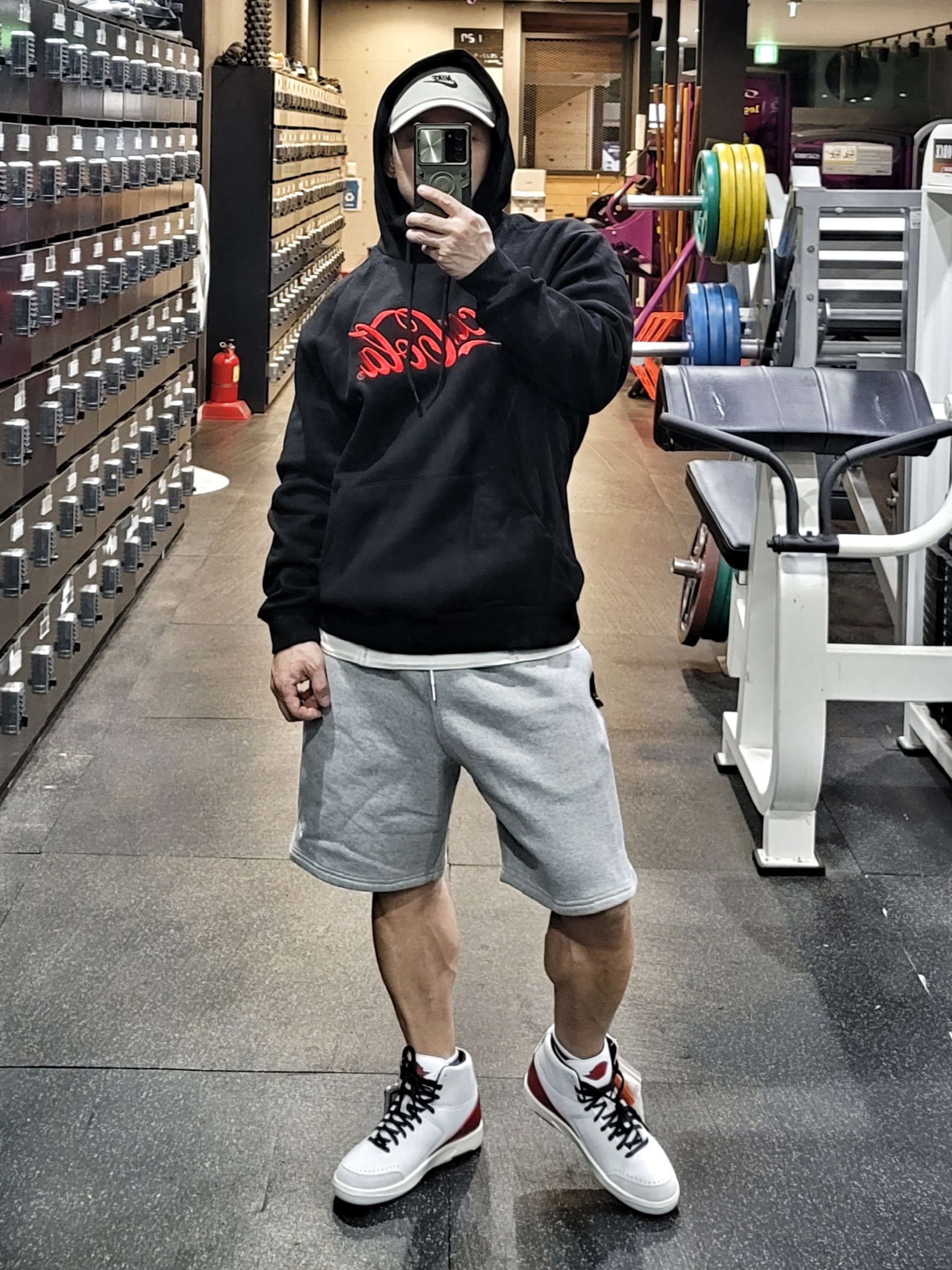 Nike Heritage 86 Futura Washed Cap Light Bone, Nike NRG Solo Swoosh Fleece Shorts Dark Grey Heather - Asia 착용 스타일 - 1