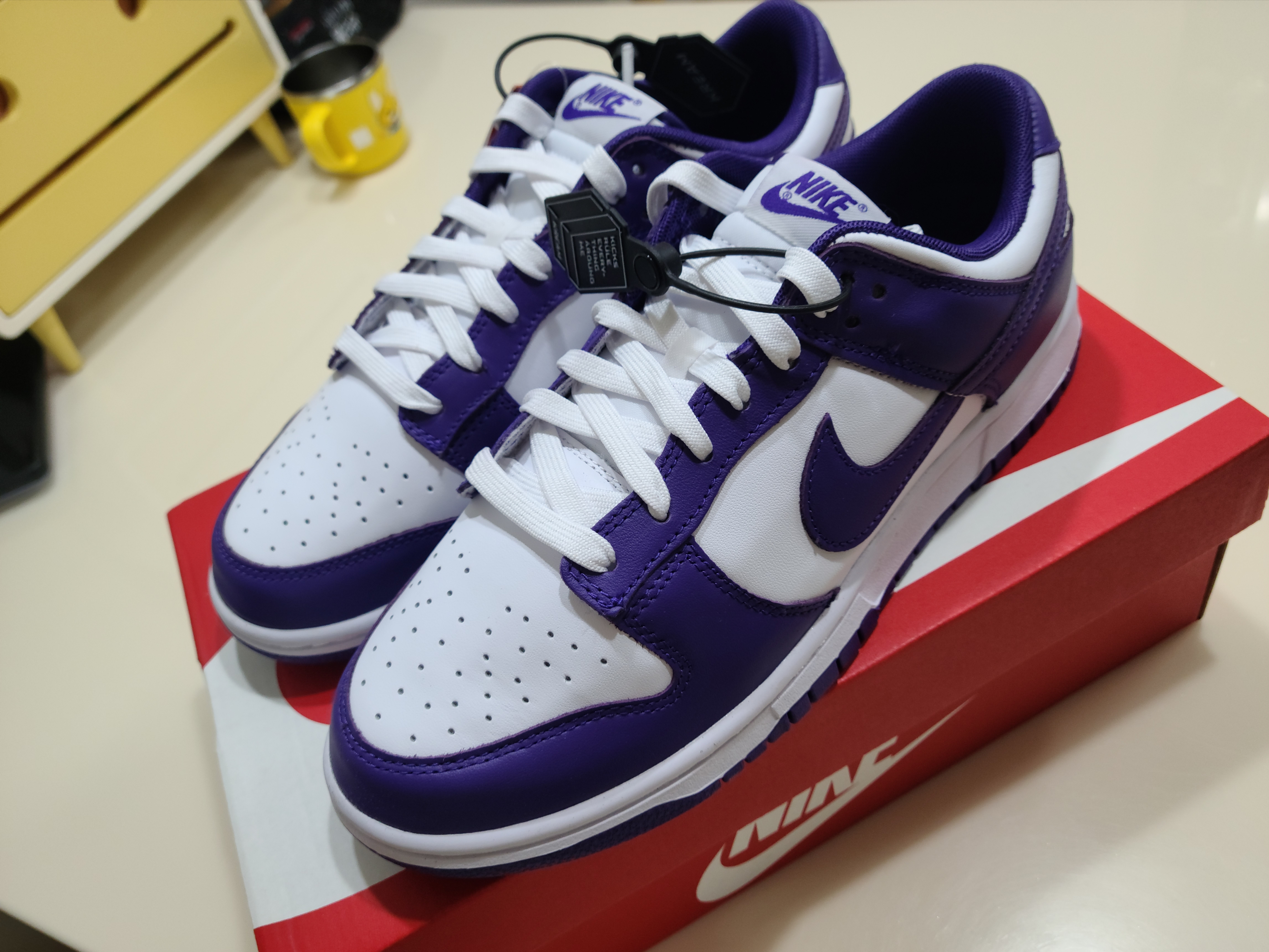 Nike Dunk Low Retro Championship Court Purple 착용 스타일 - 2