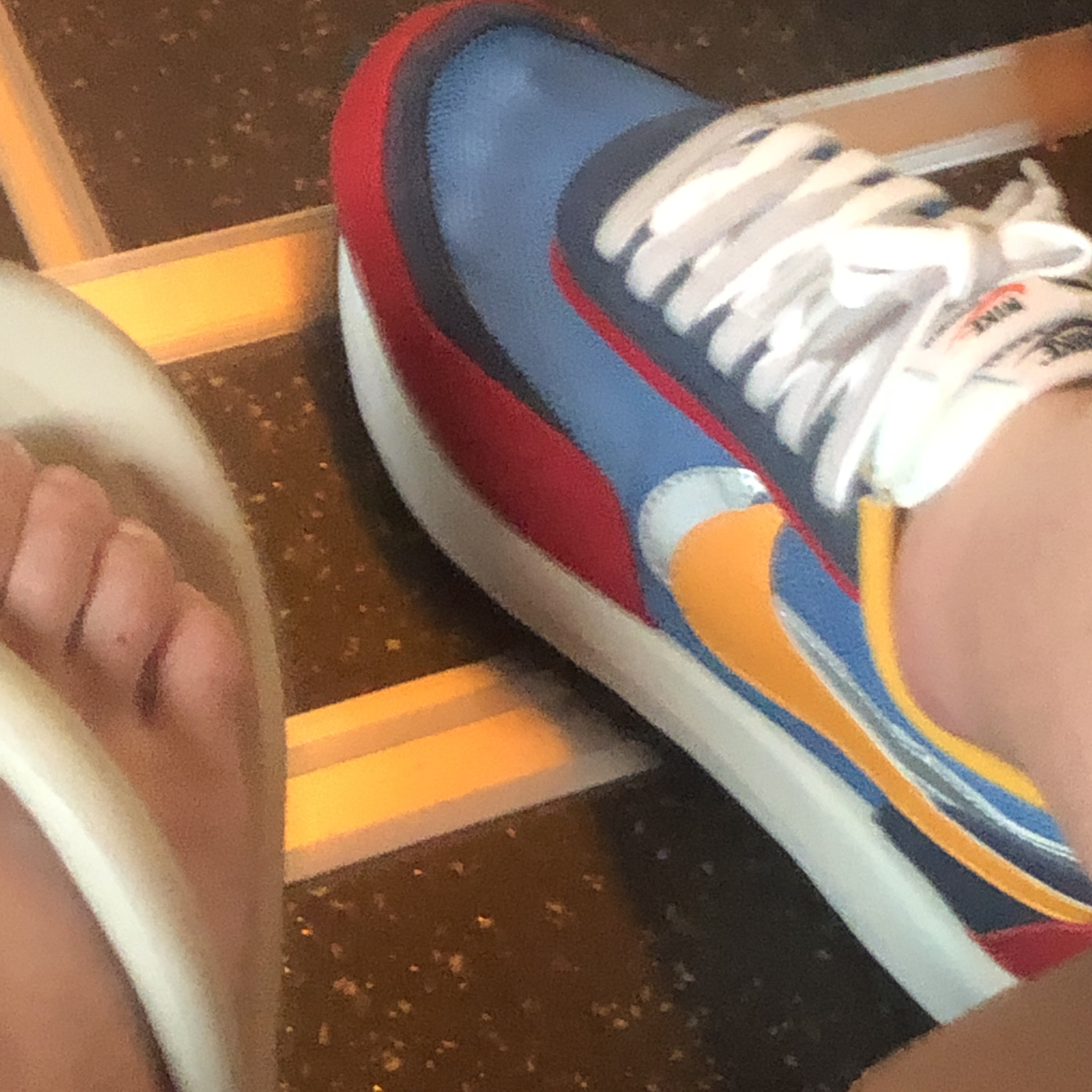 Nike x Sacai LDWaffle Blue Multi 착용 스타일