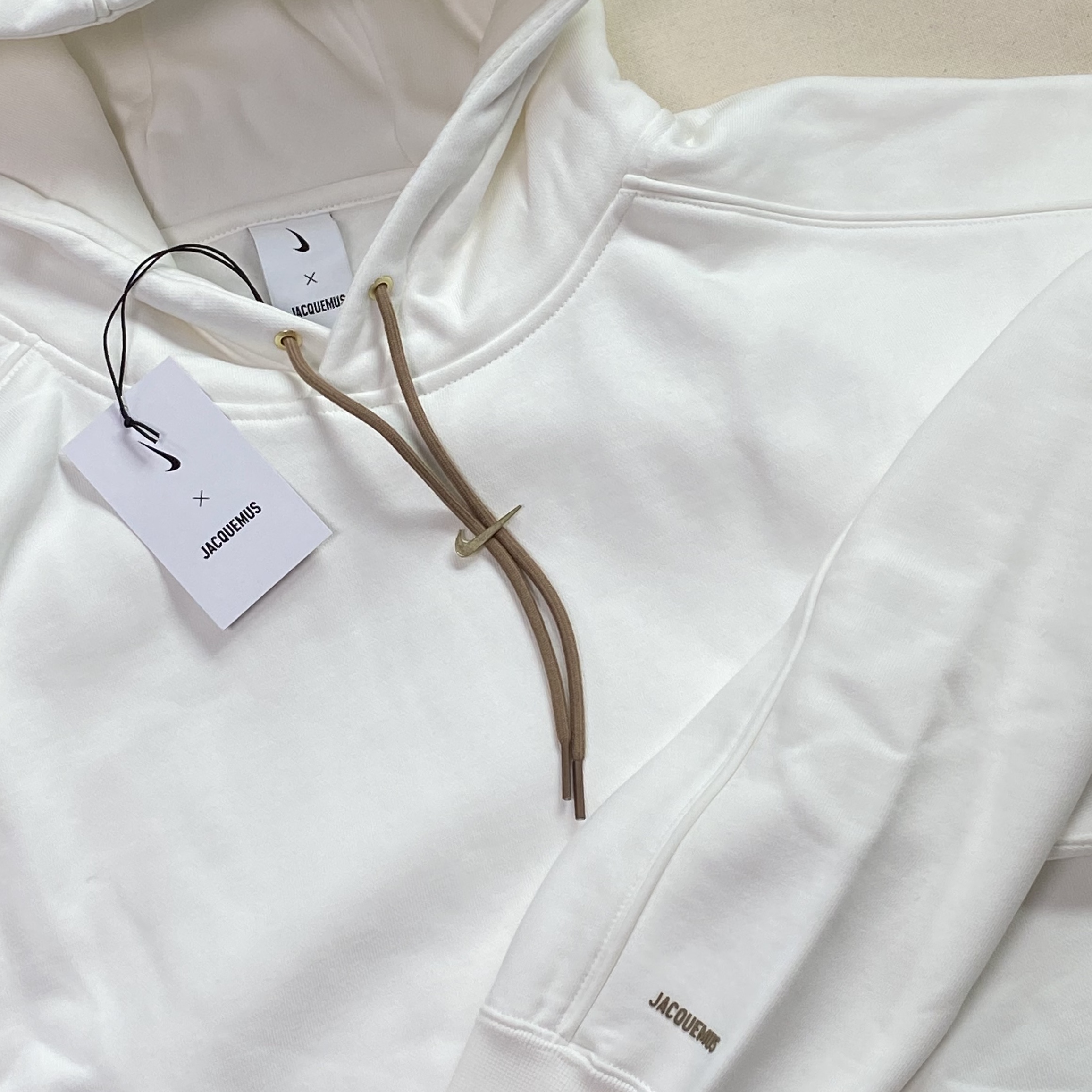 Nike x Jacquemus NRG Fleece Hoodie Sail - US/EU 착용 스타일