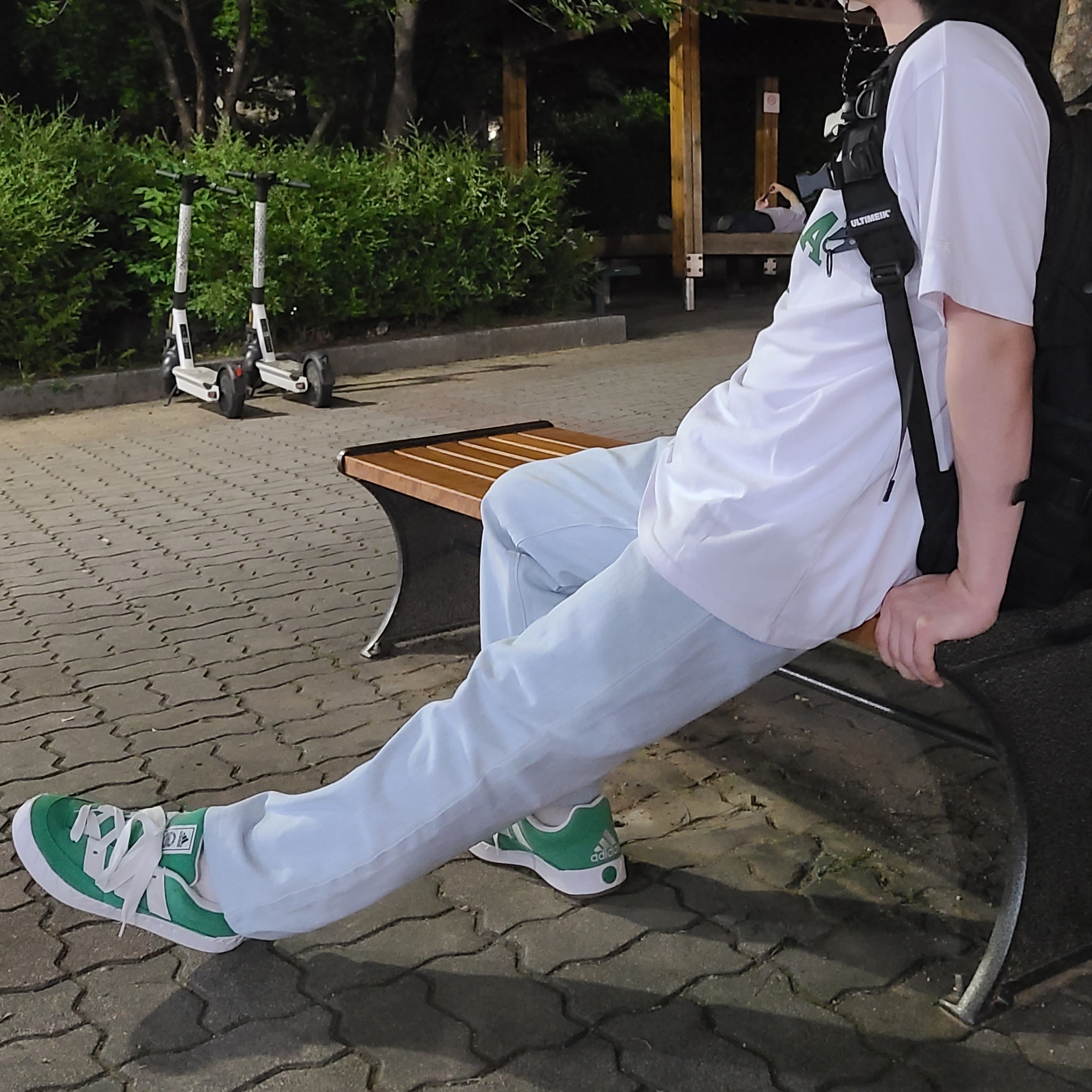 Adidas Adimatic Green 착용 스타일