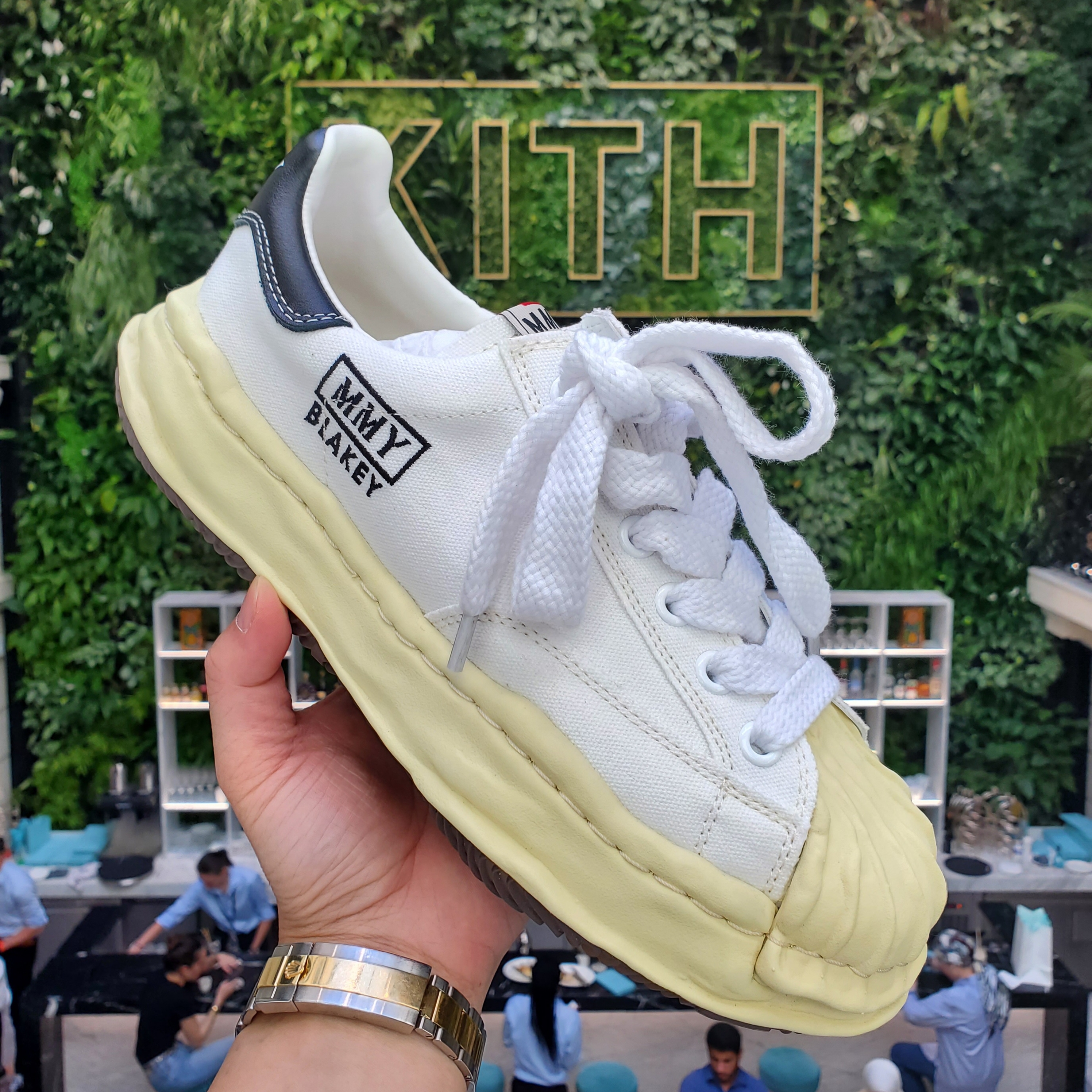 Maison Mihara Yasuhiro Blakey VL OG Sole Canvas Low-top Sneakers White 착용 스타일