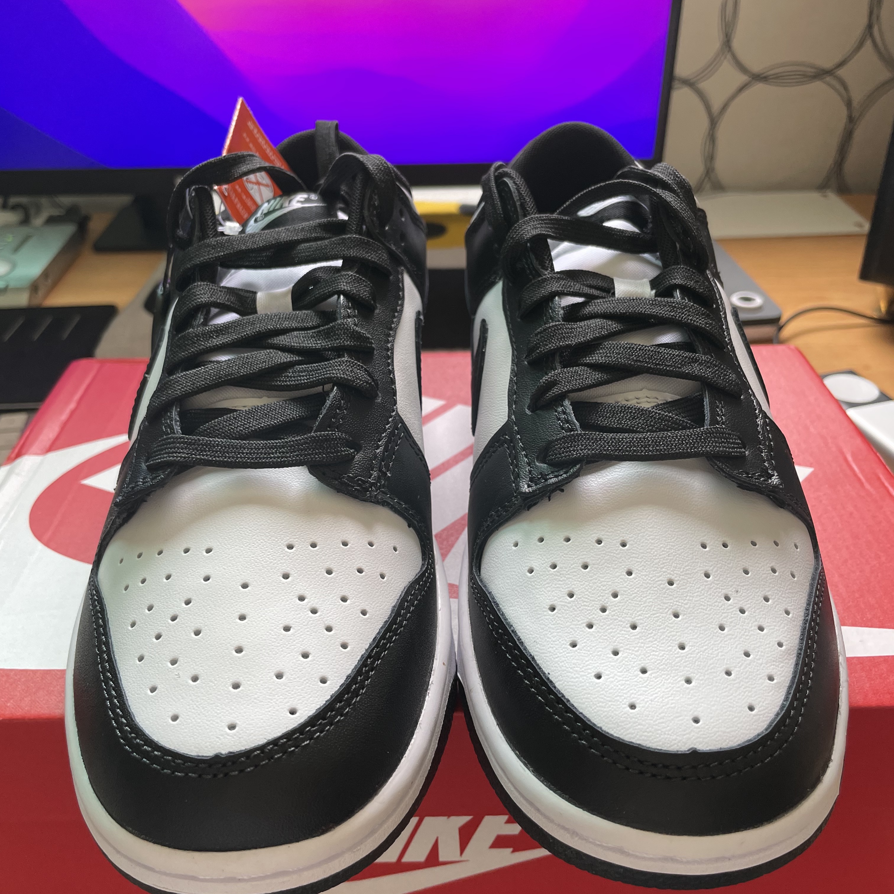 Nike Dunk Low Retro Black 착용 스타일 - 1