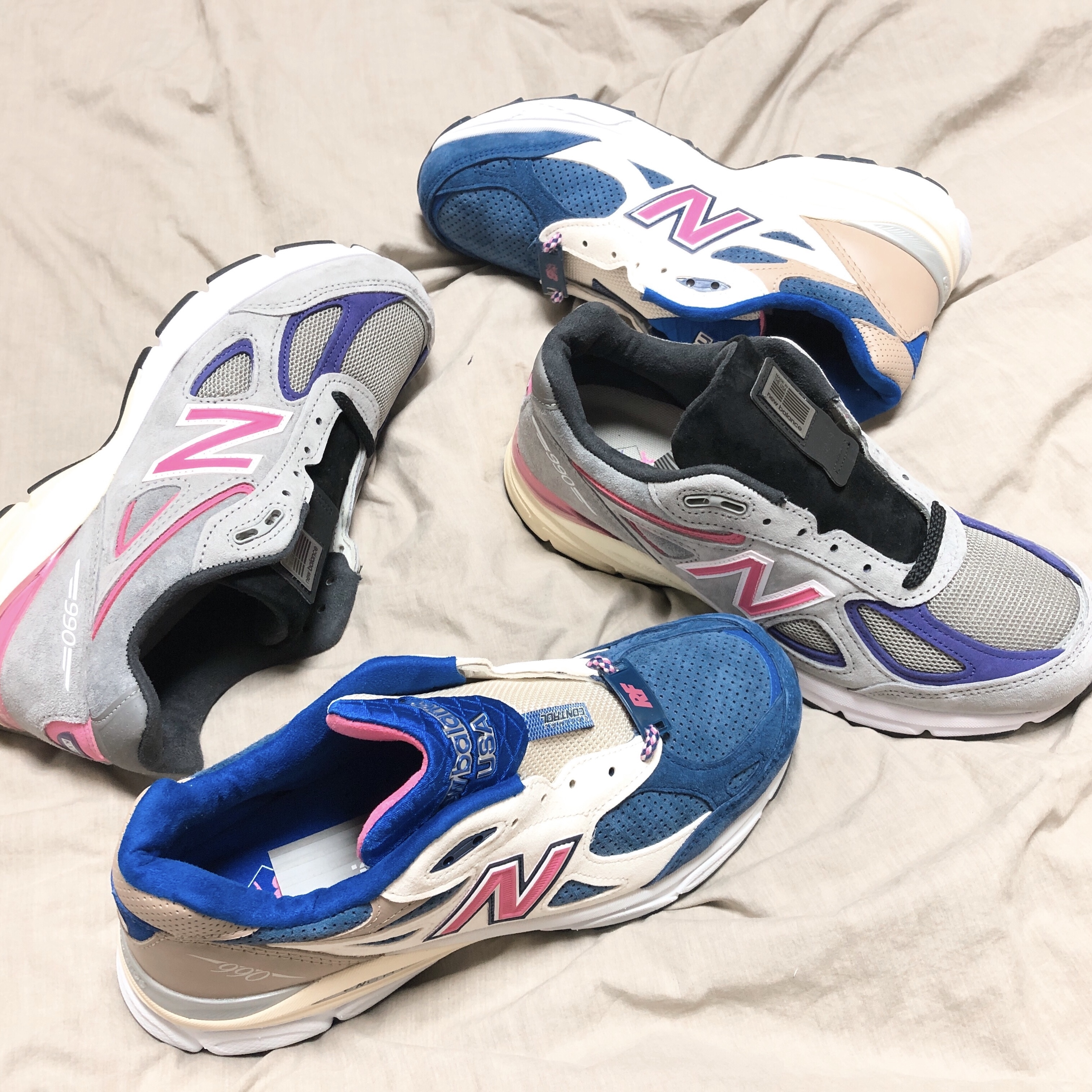 New Balance x Kith 990v3 Made in USA Daytona, New Balance x Kith x United Arrows & Sons 990v4 Made in USA Grey Pink 착용 스타일 - 1