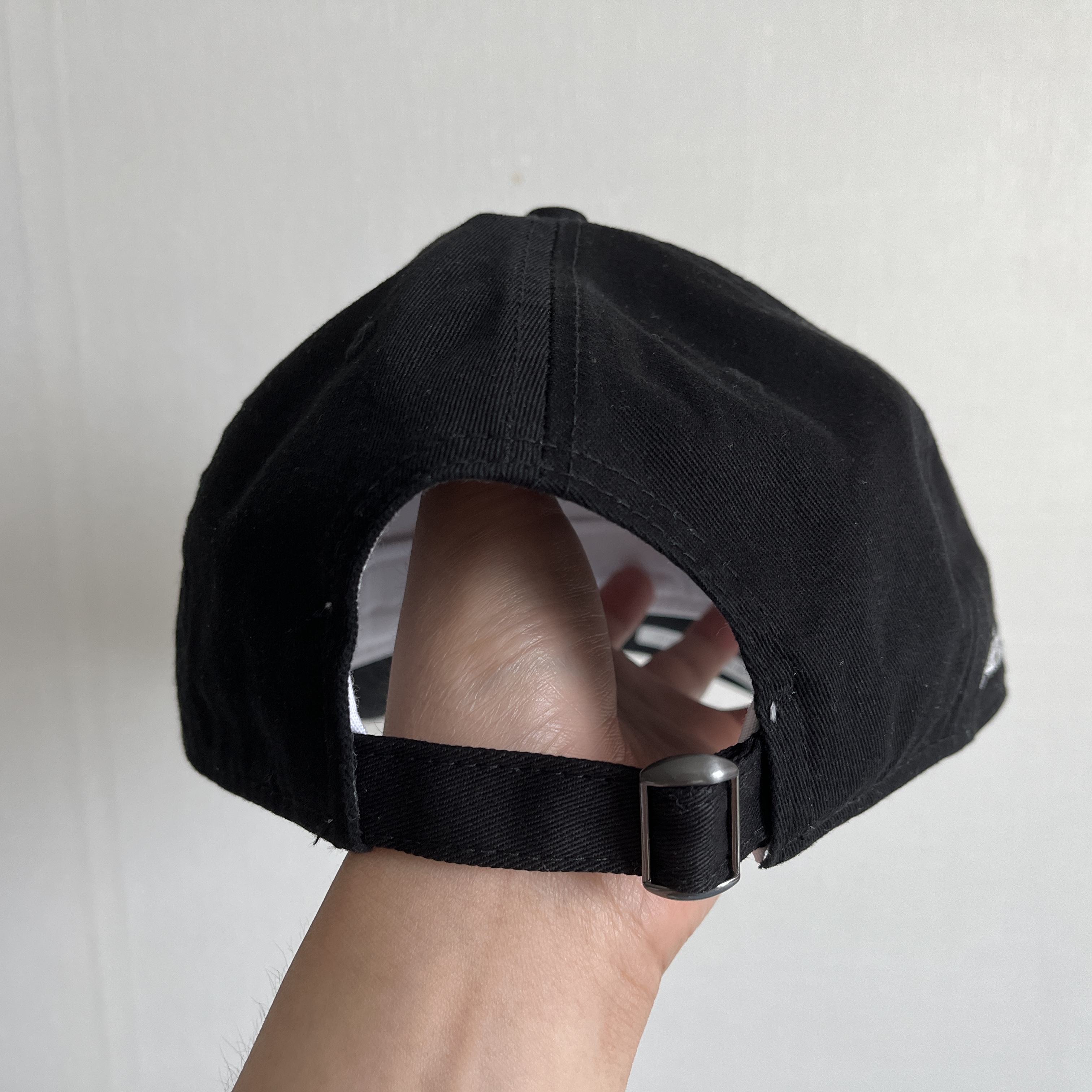 Aime Leon Dore x New Era Yankees Ballpark Hat Black 착용 스타일 - 3