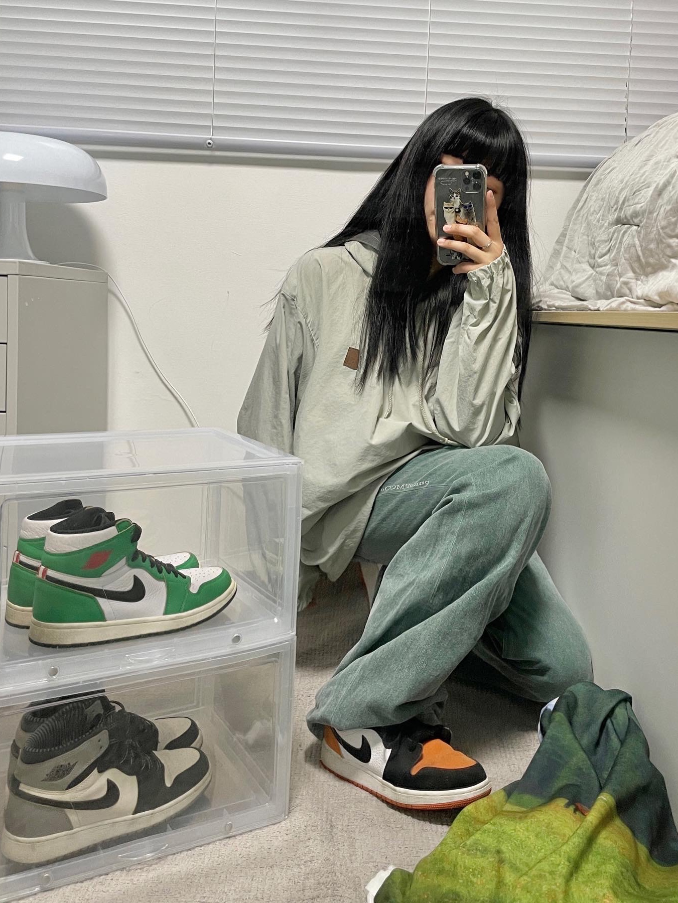 (W) Jordan 1 Retro High OG Lucky Green, Jordan 1 Retro Barons 착용 스타일 - 2