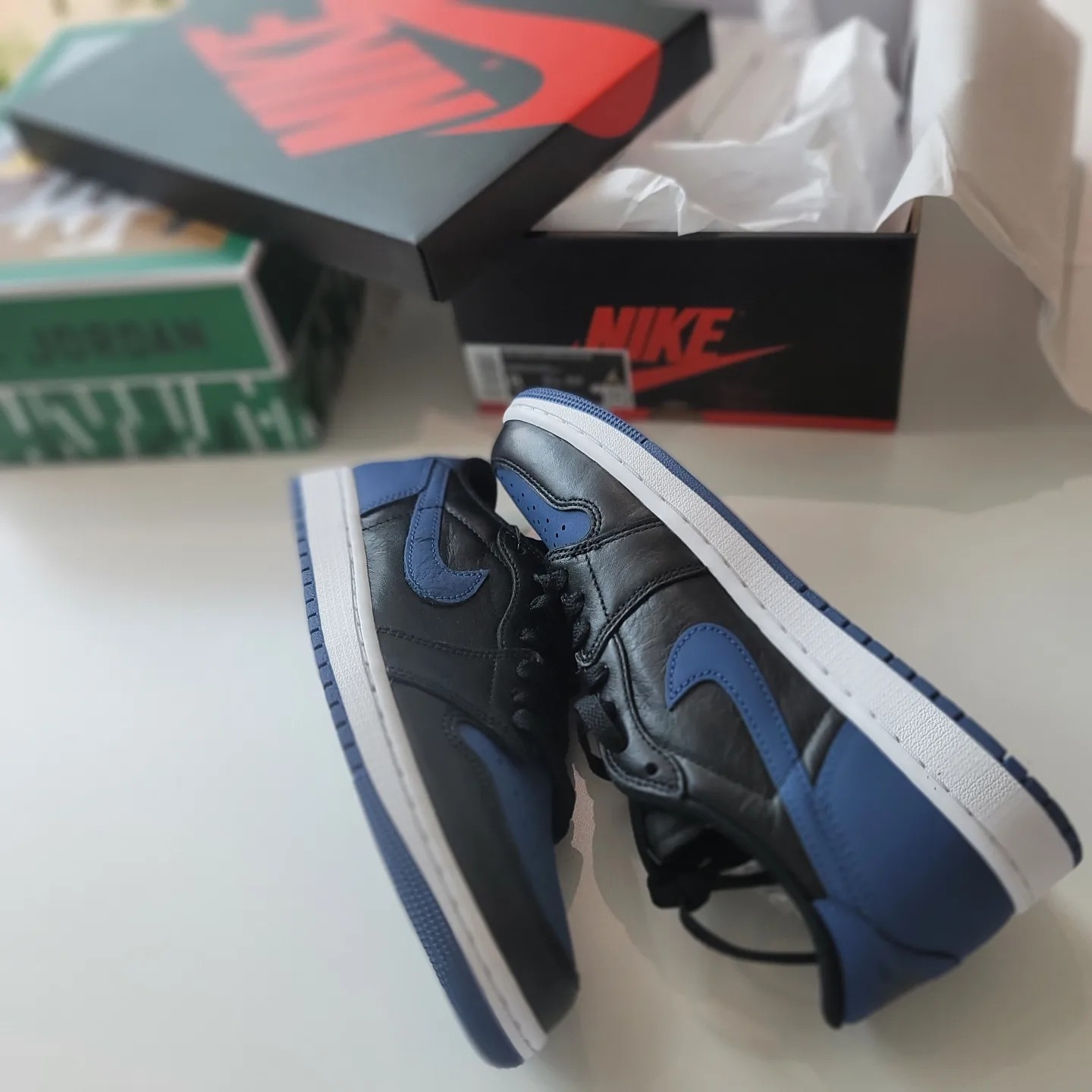 Jordan 1 Retro Low OG Mystic Navy 착용 스타일 - 1