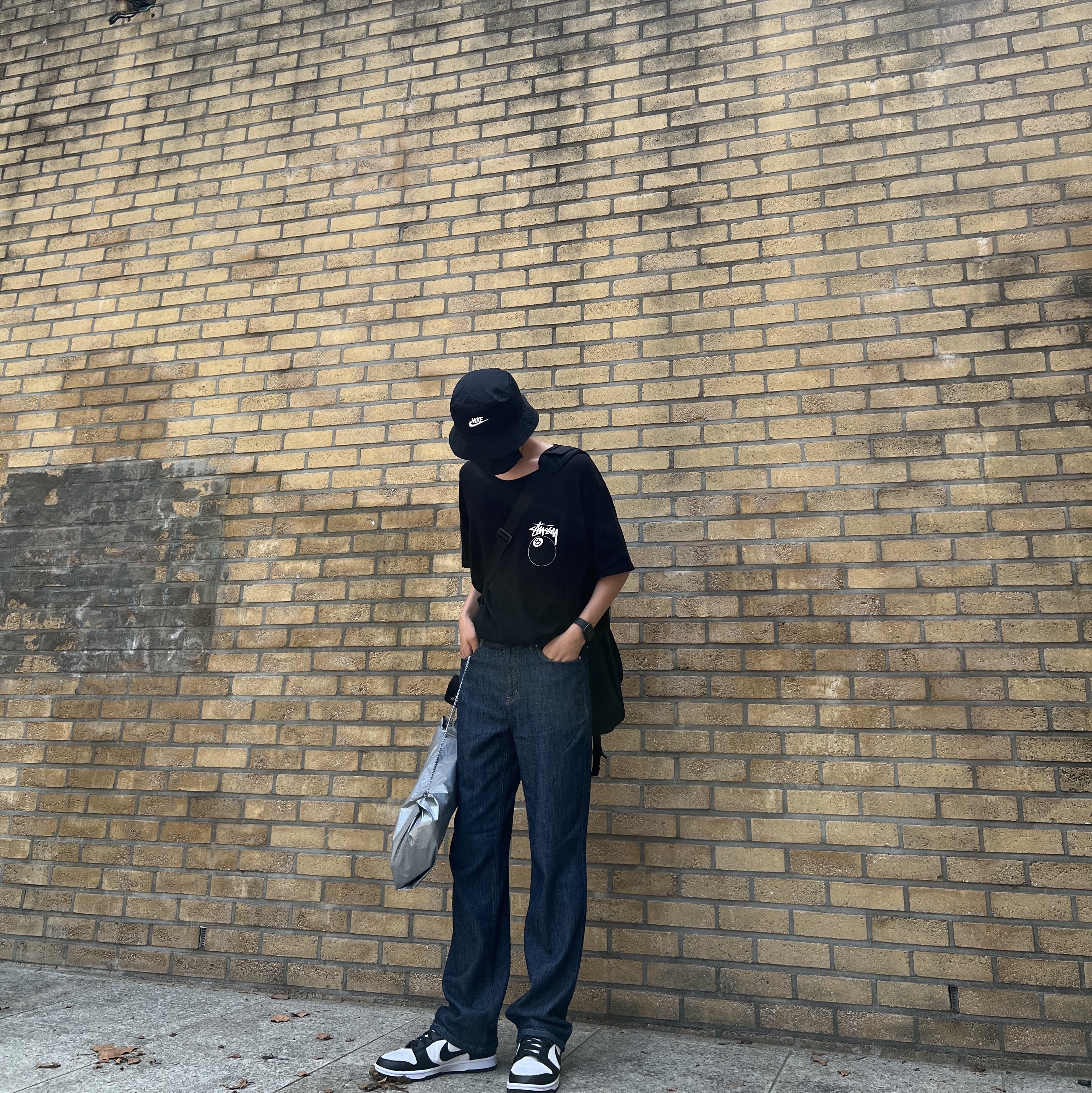 Nike Futura Washed Bucket Hat Black, Stussy 8 Ball T-Shirt Black - 22SS 착용 스타일