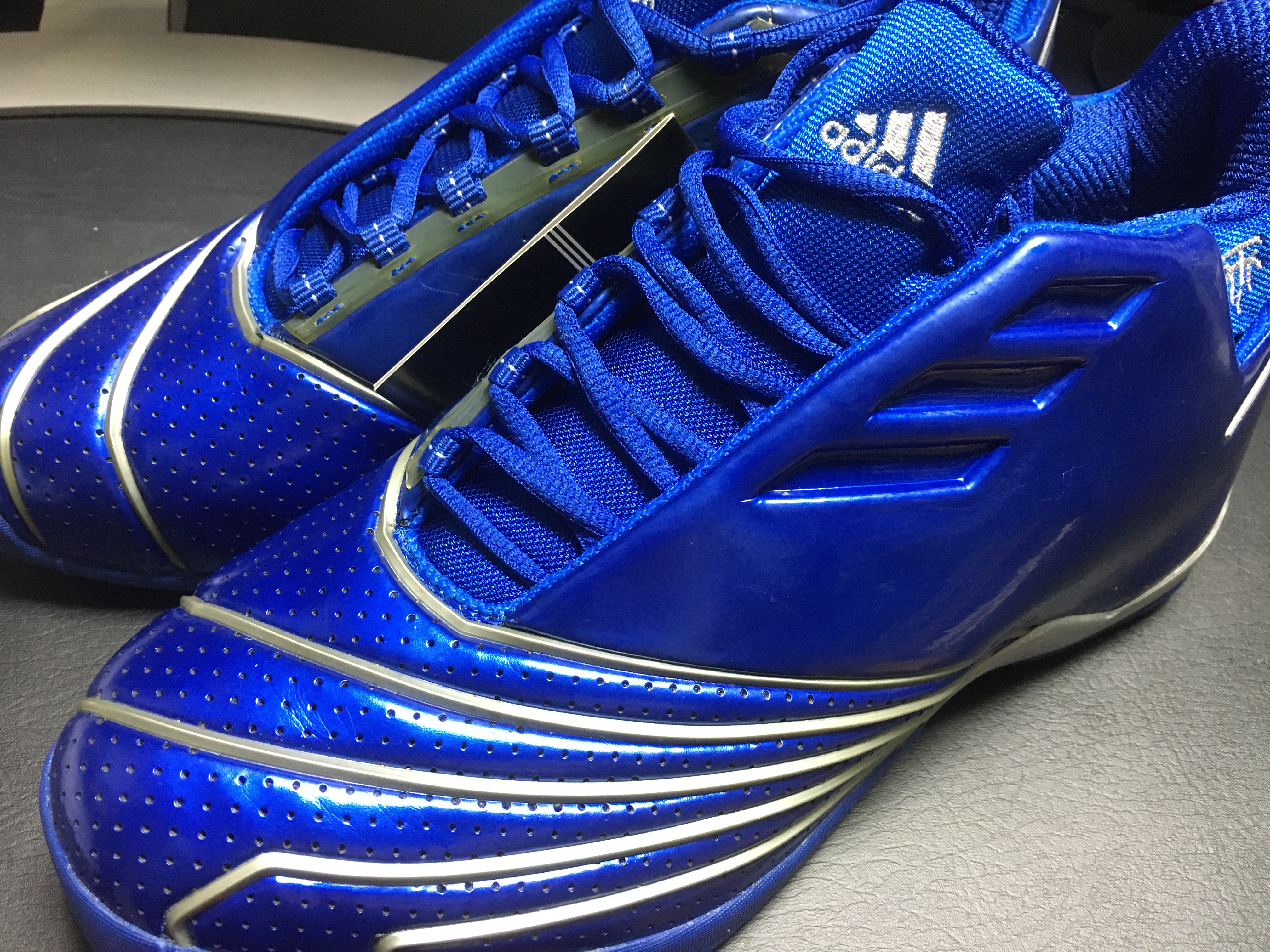 Adidas T-Mac 2.0 Restomod Royal Blue 착용 스타일 - 1