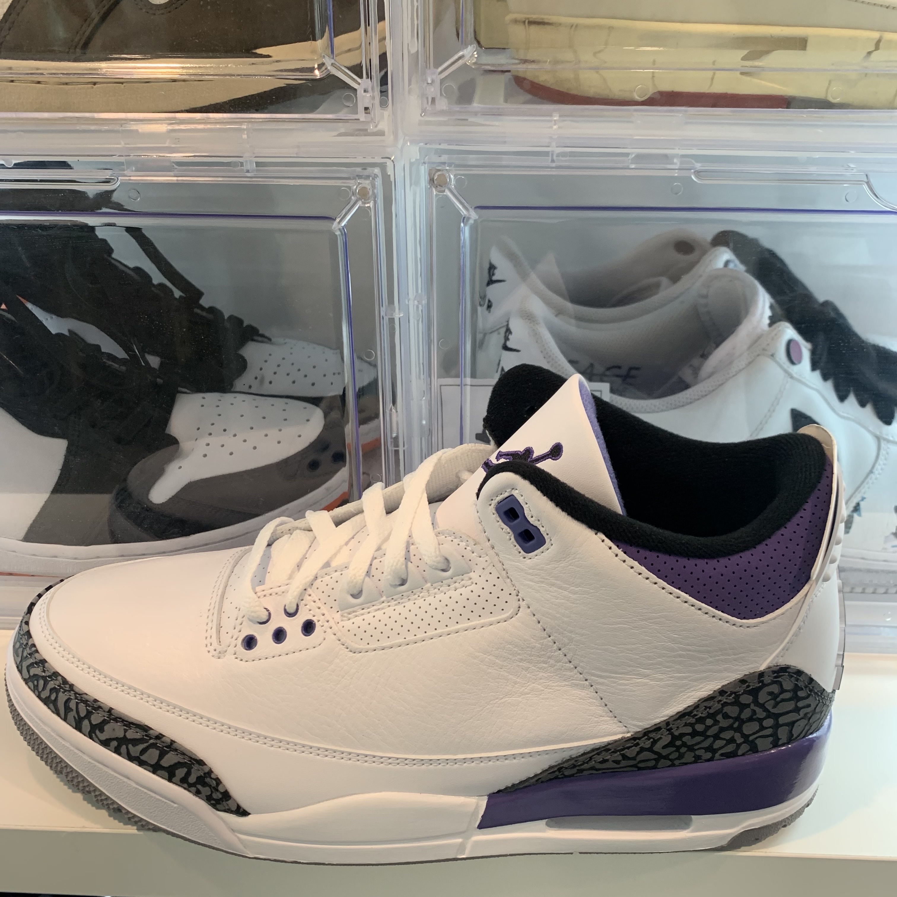 Jordan 3 Retro Dark Iris 착용 스타일 - 3
