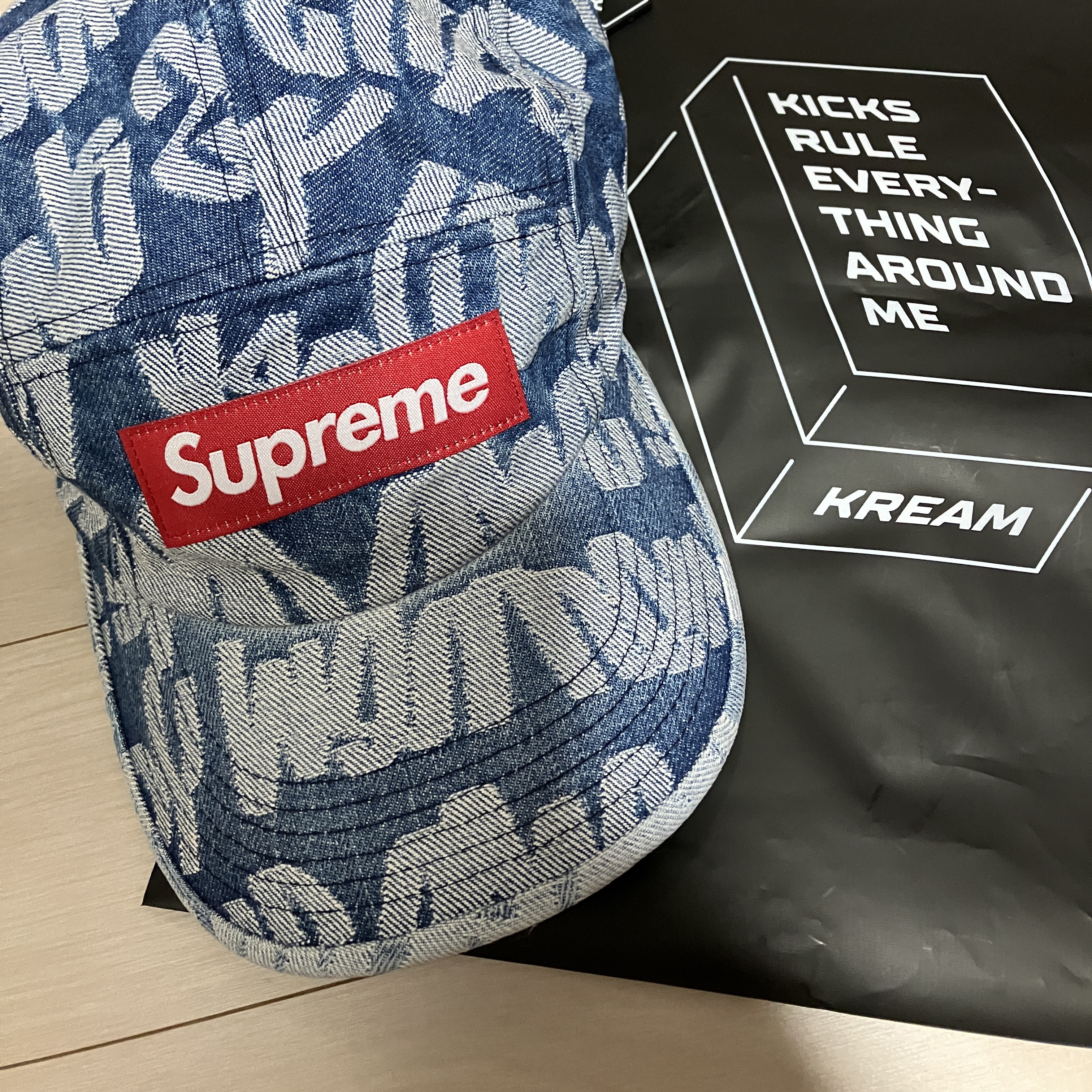 Supreme Fat Tip Jacquard Denim Camp Cap Blue - 22SS 착용 스타일
