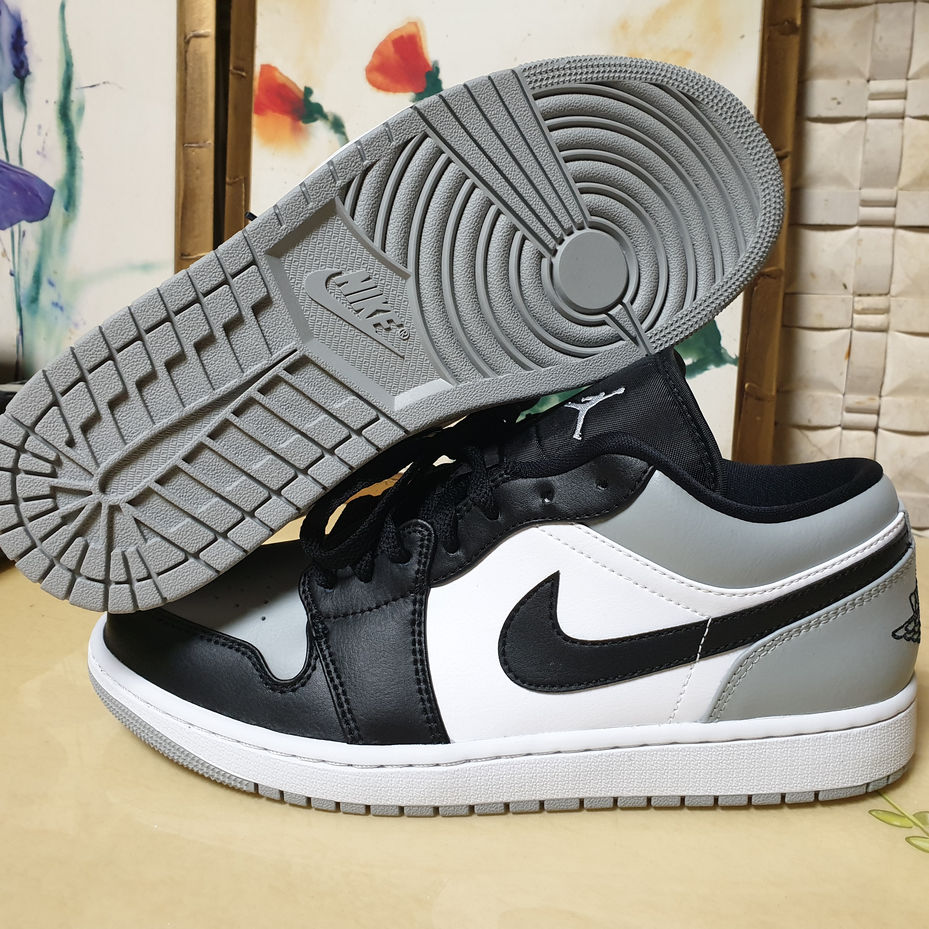 Jordan 1 Low Light Smoke Grey Black 착용 스타일 - 3