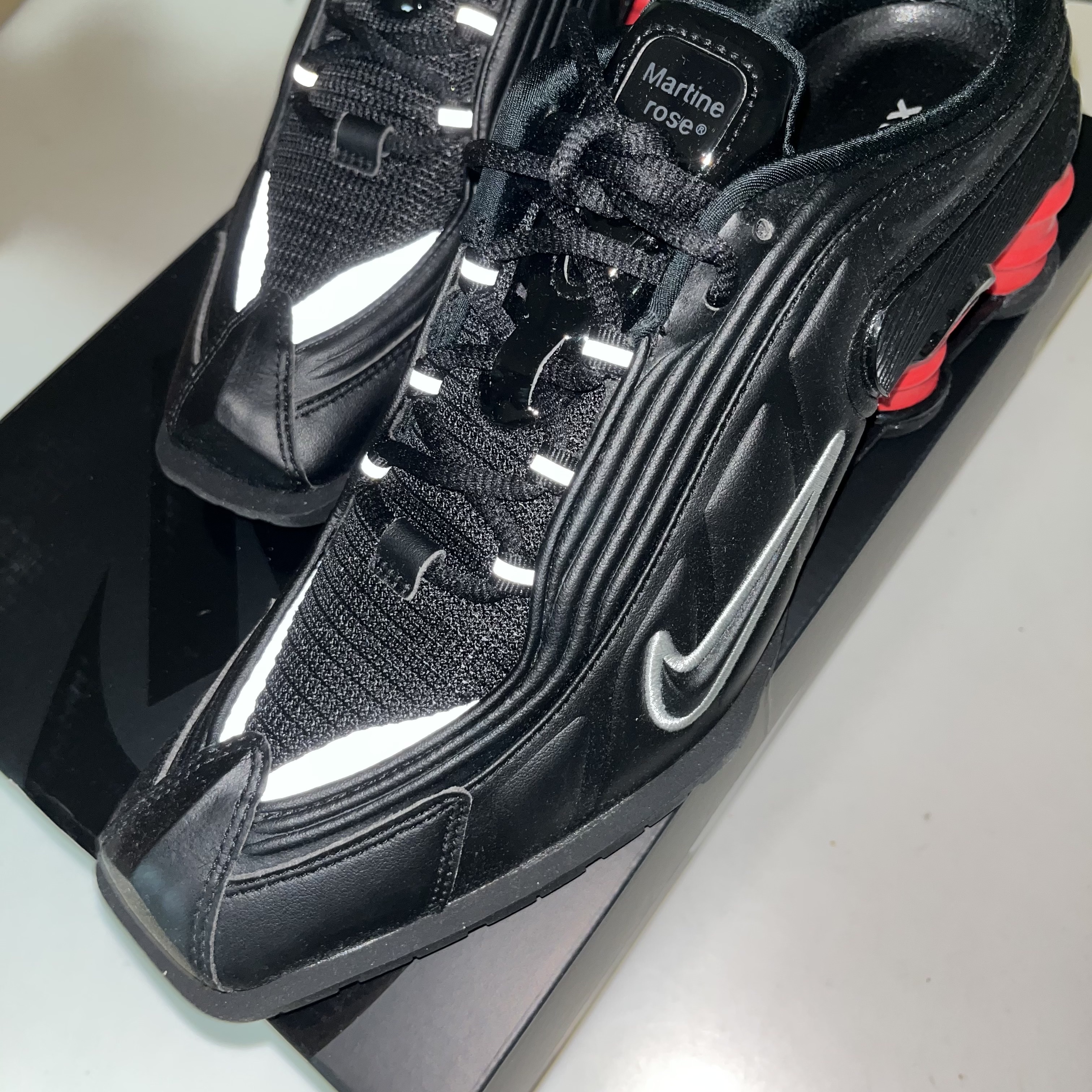 Nike x Martine Rose Shox MR4 Black 착용 스타일