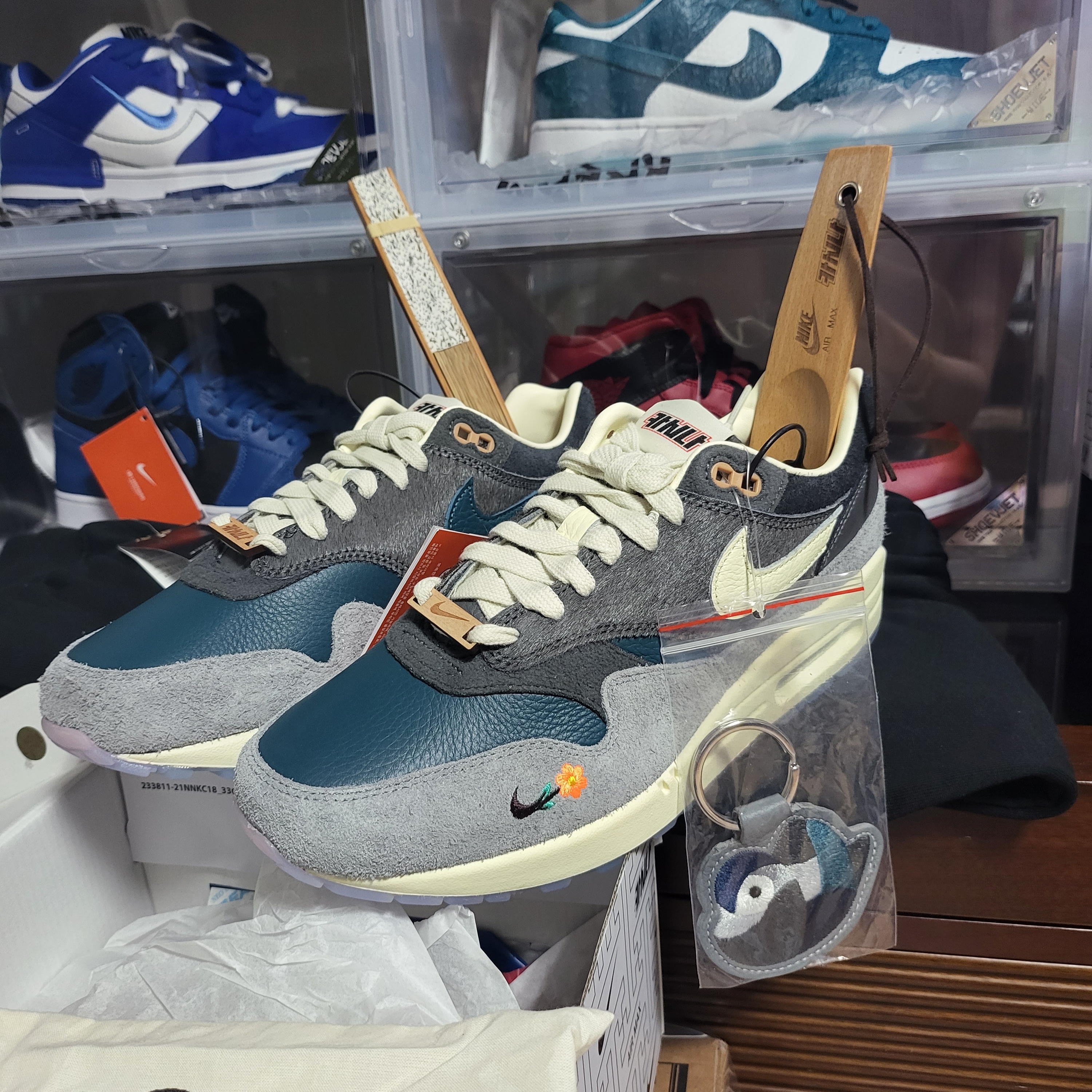 Nike x Kasina Air Max 1 SP Won-Ang Particle Grey (With Special Gift), Nike x Kasina Air Max 1 SP Won-Ang Orange 착용 스타일 - 3