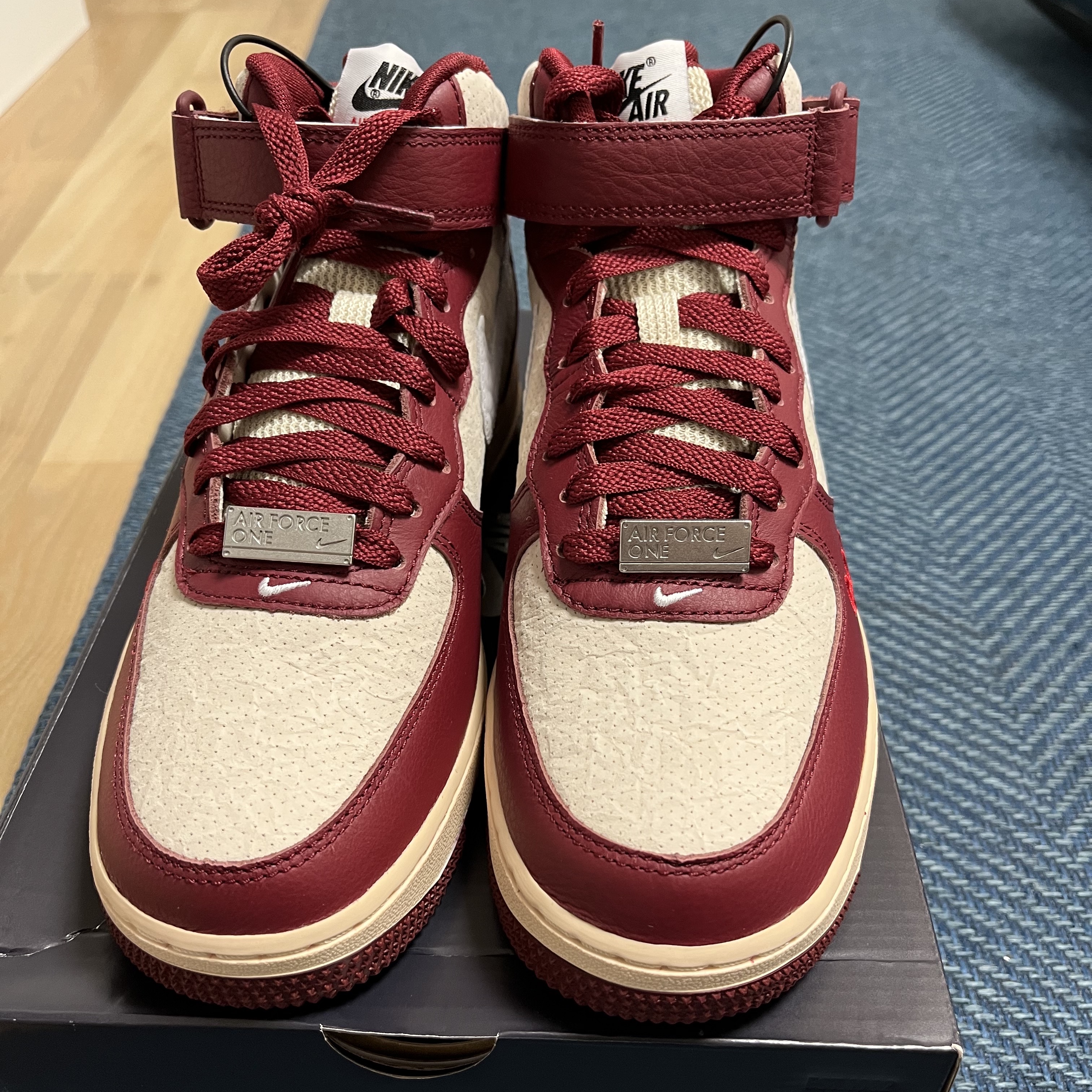 Nike Air Force 1 Mid London 착용 스타일 - 2