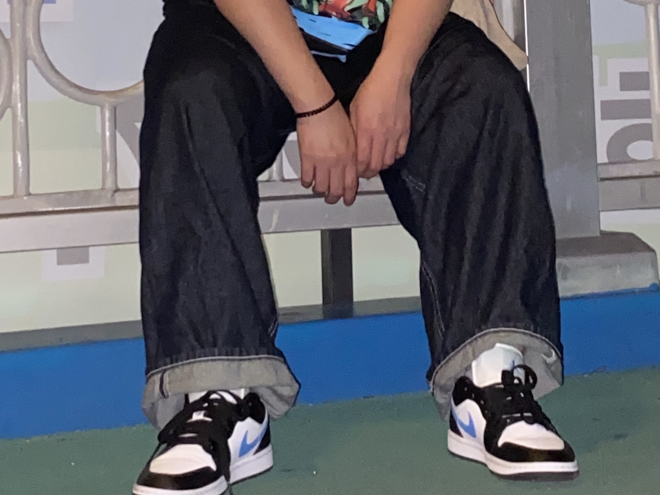 (W) Jordan 1 Low Black University Blue 착용 스타일